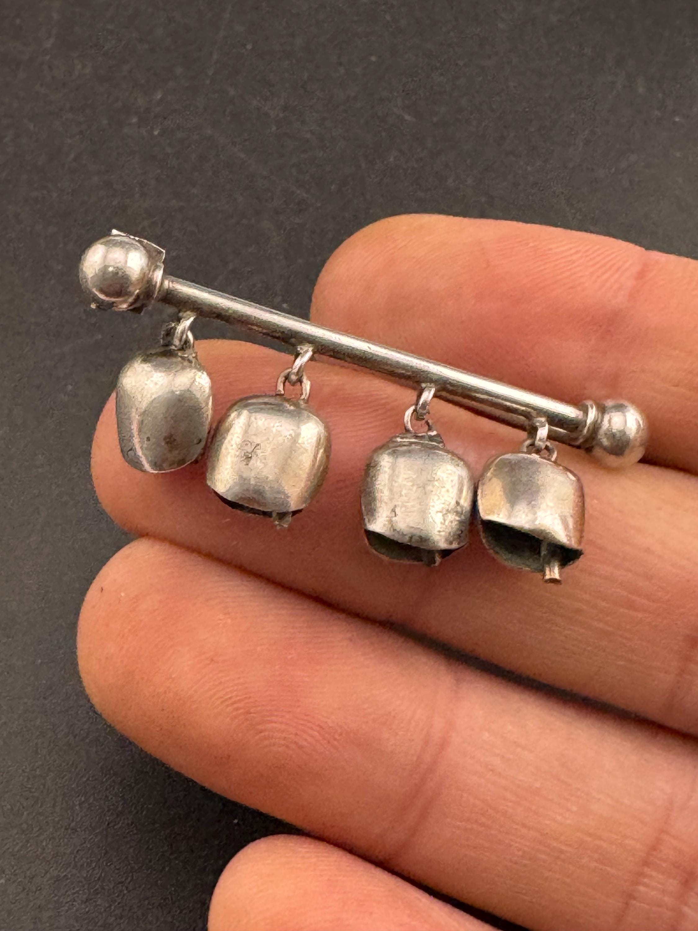 Sterling 925 silver cow bell alpine bar brooch, Edwardian