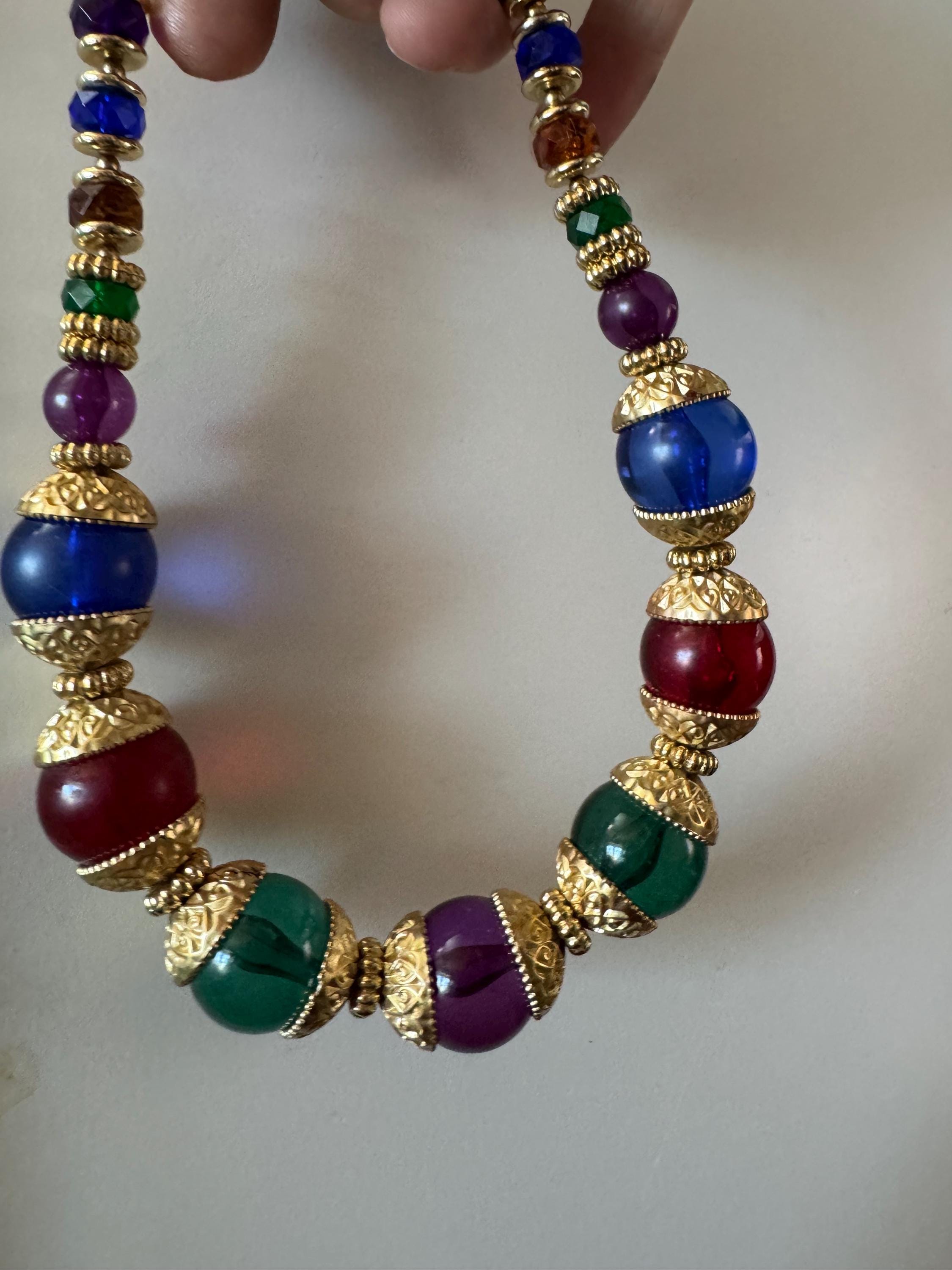 Vintage oversized red blue green acrylic bead statement necklace