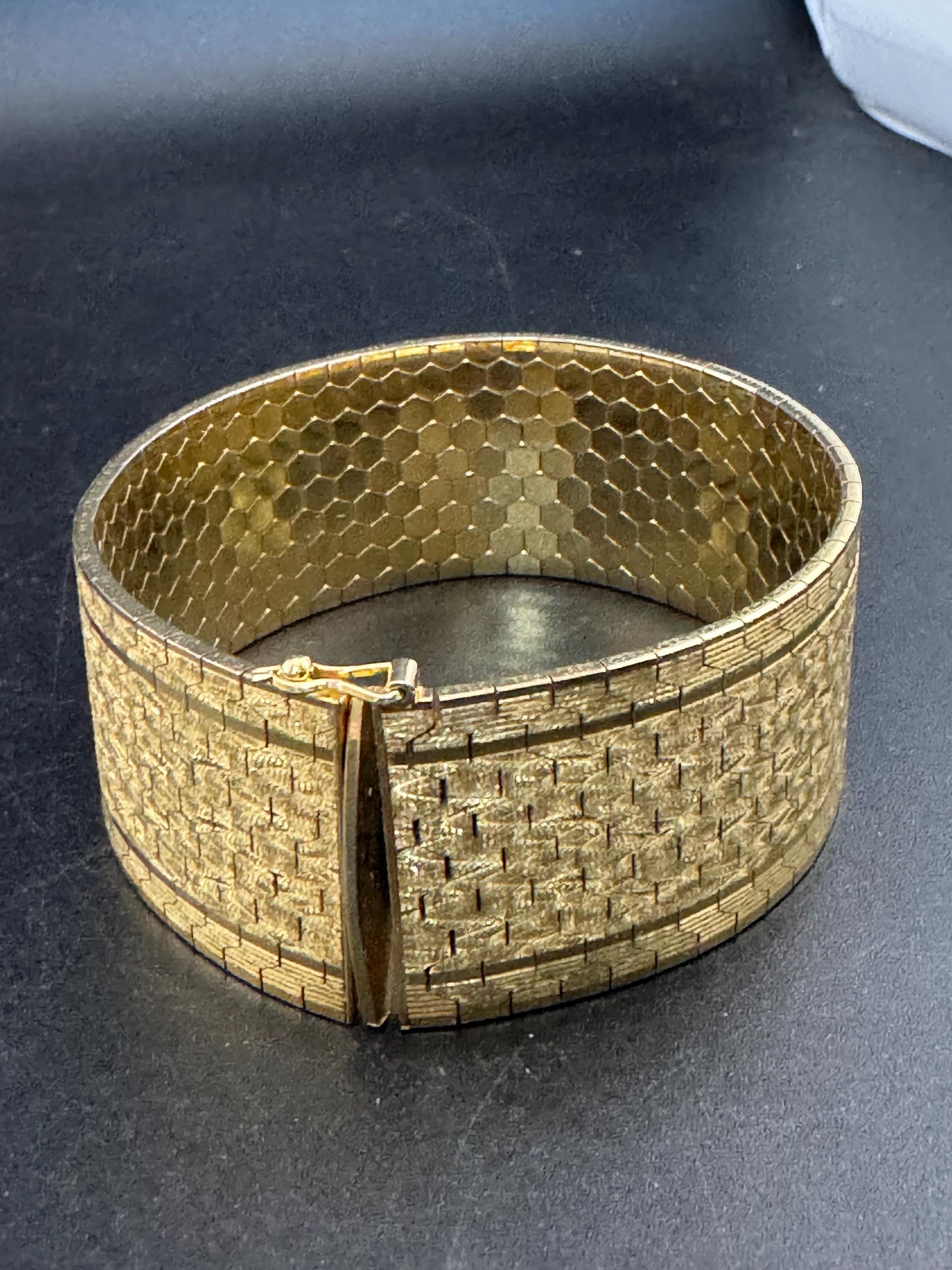 1970s 18k GP flat 2.6cm wide articulated cuff bracelet, Italian gold plated