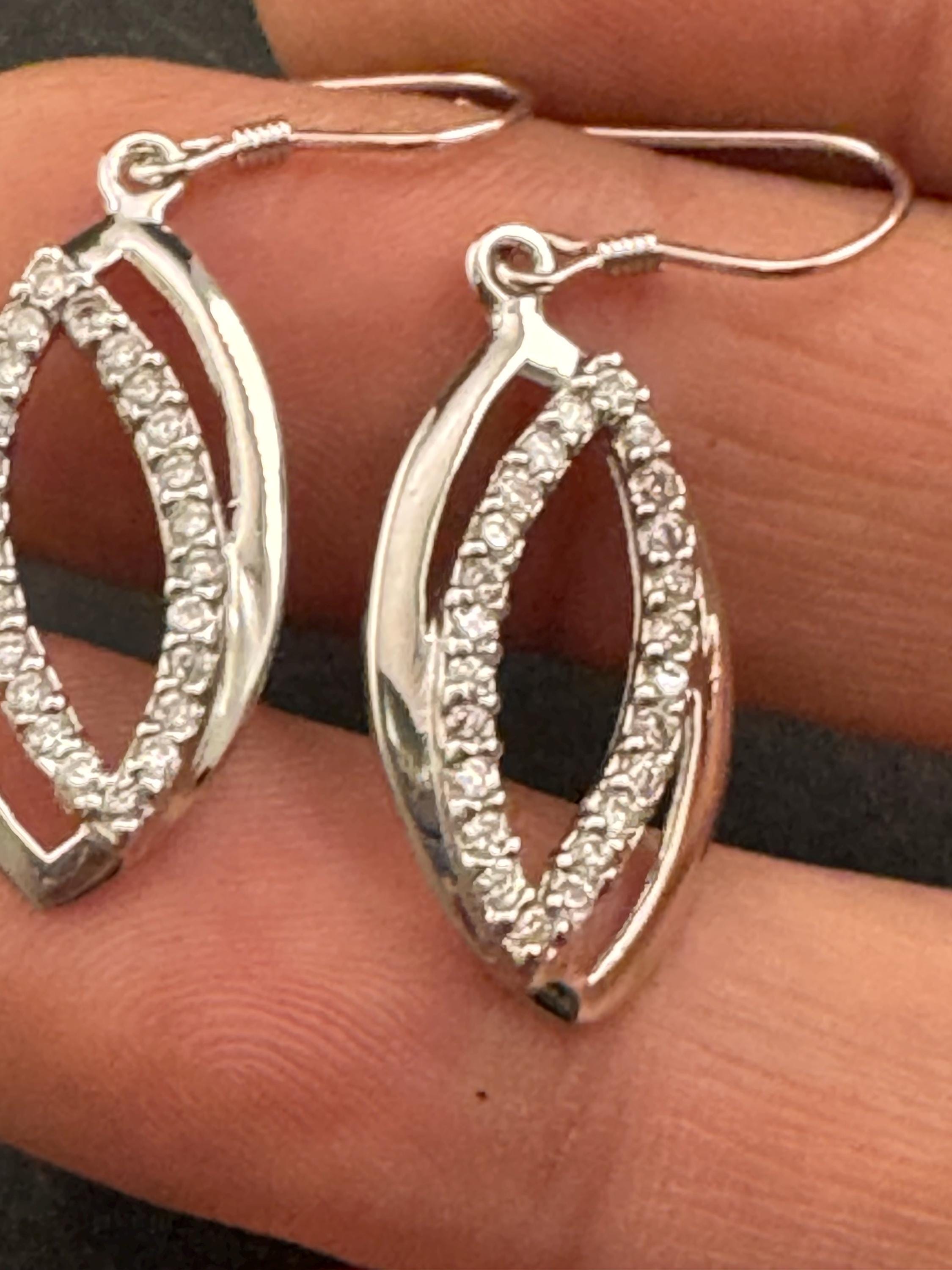 925 dainty pierced drop Earrings, sterling silver set with clear diamanté gem stones