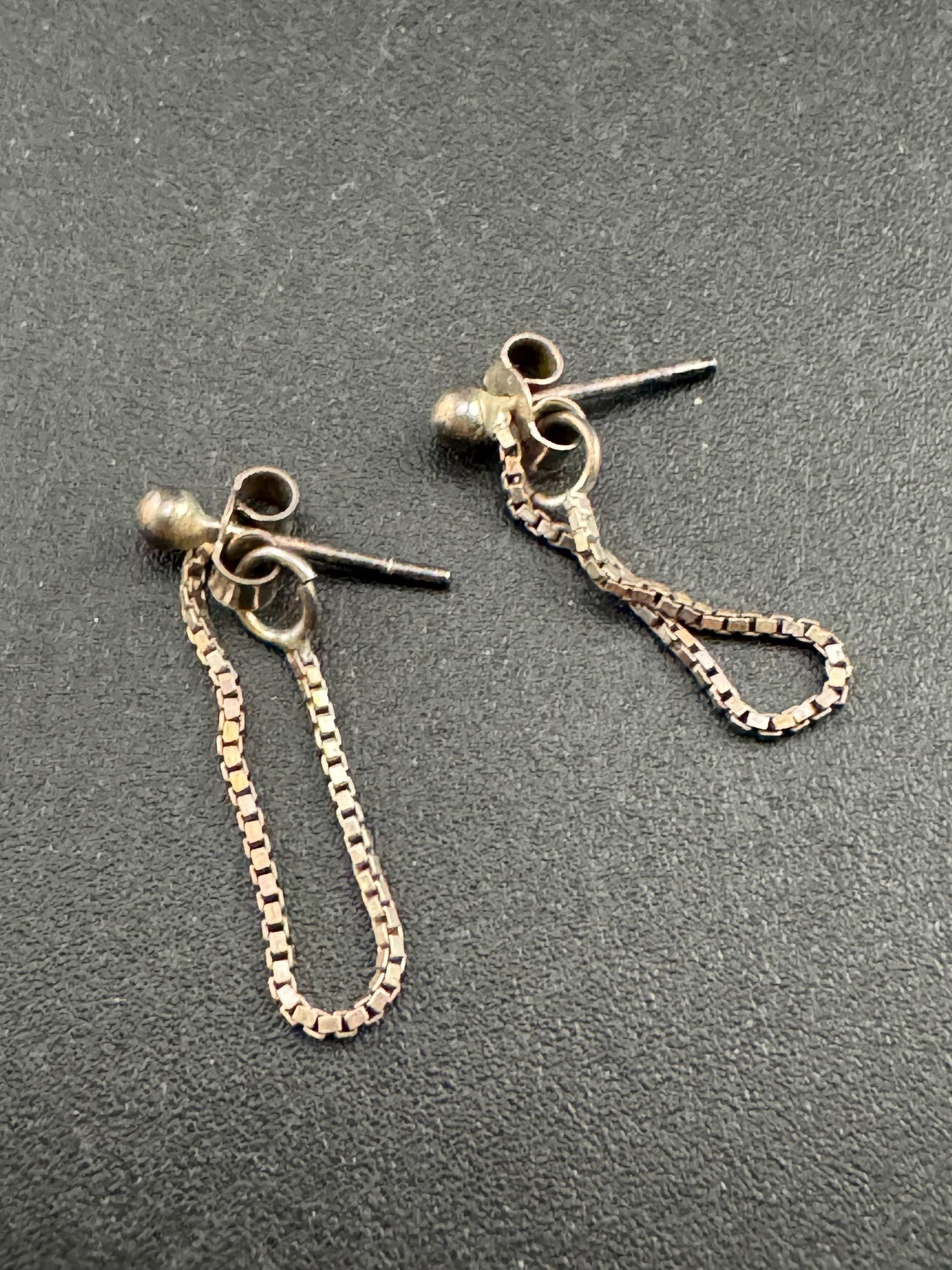 Dainty 925 Sterling Silver box chain Drop loop Earrings: 1970s