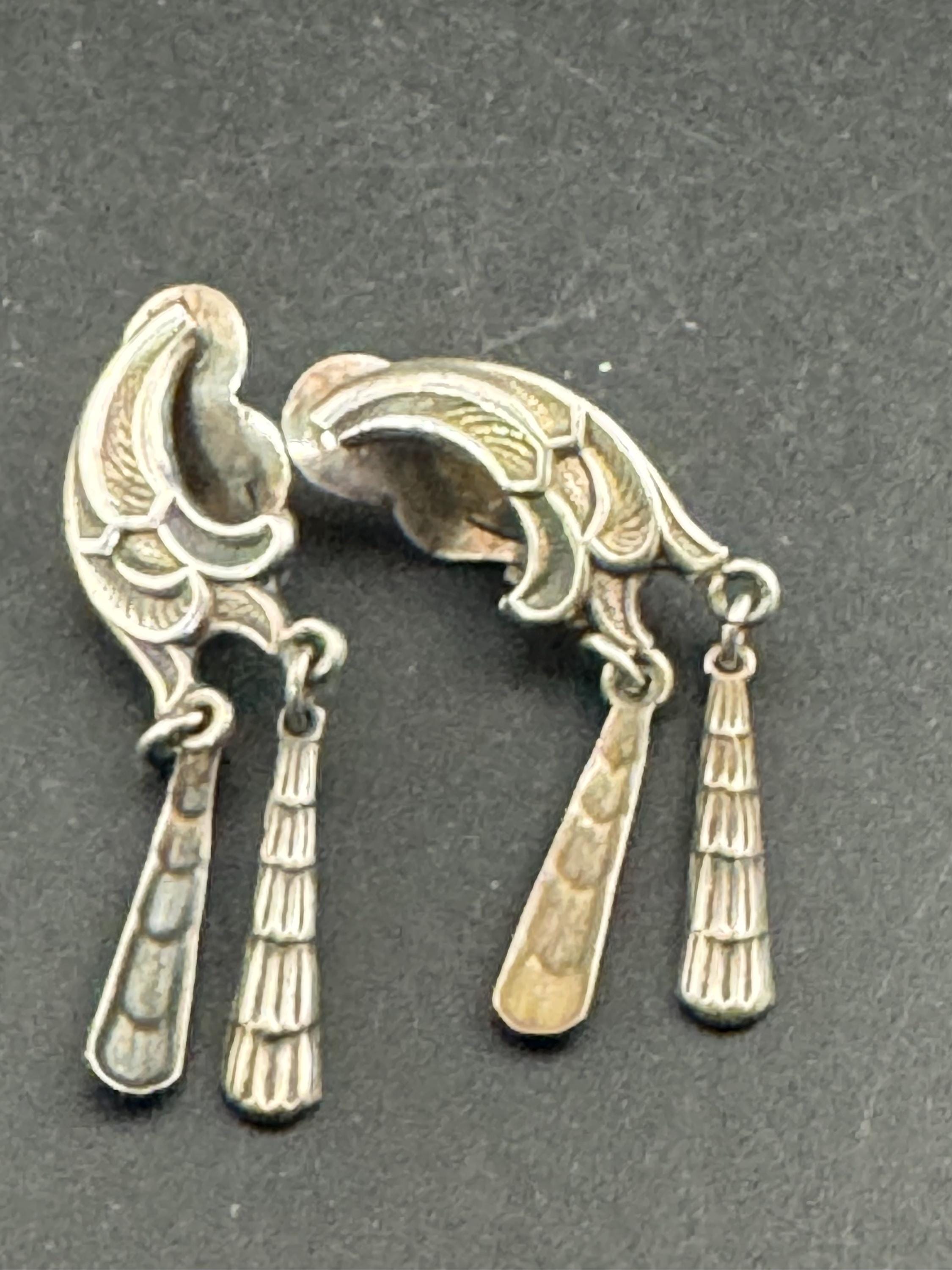 Vintage 925 modernist long dangly abstract clip on earrings,  sterling silver