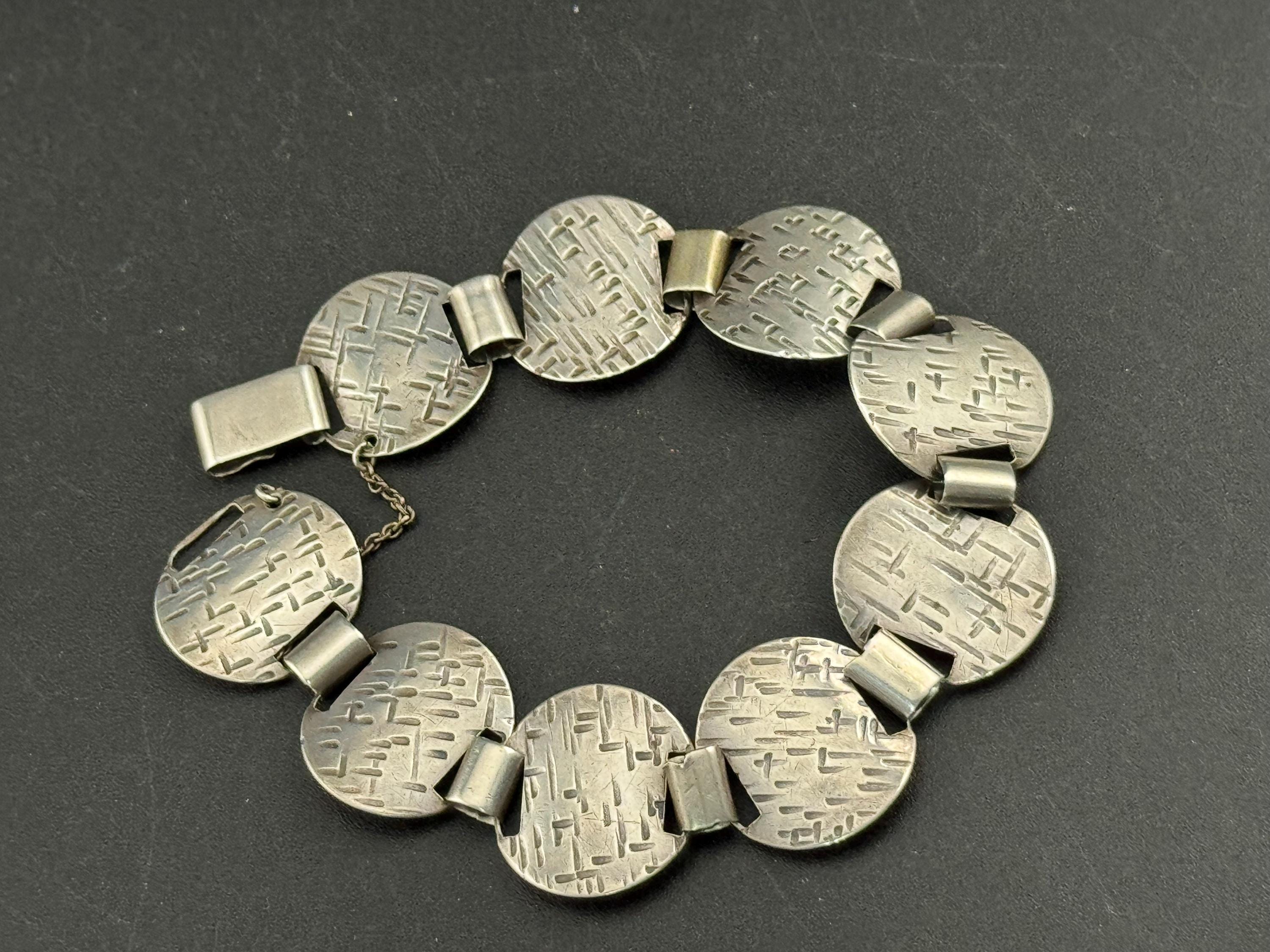 900 continental silver modernist round panel link bracelet, 19.5cm long Germany