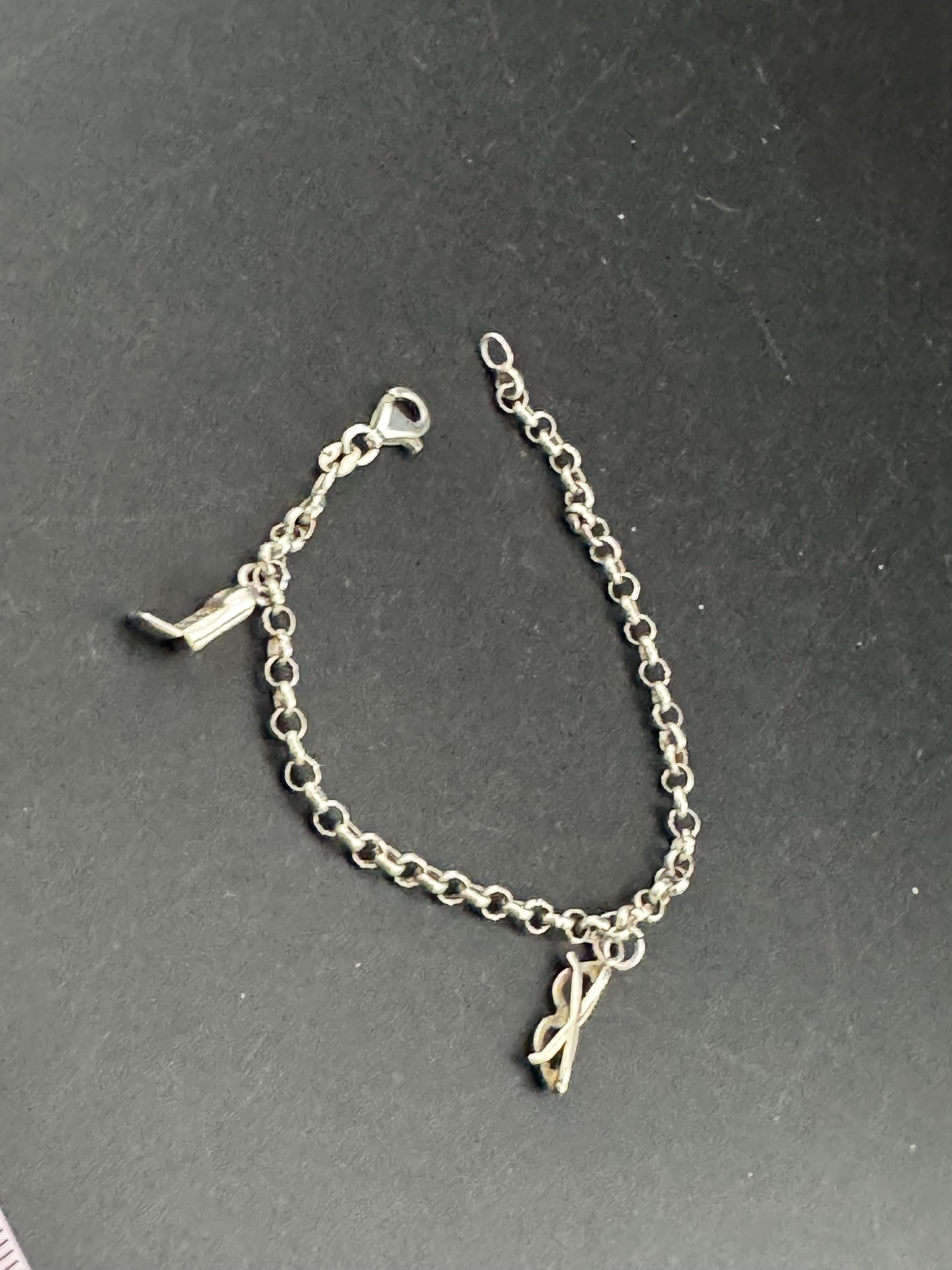 Vintage starter 925 plain charm bracelet, sterling silver with two charms