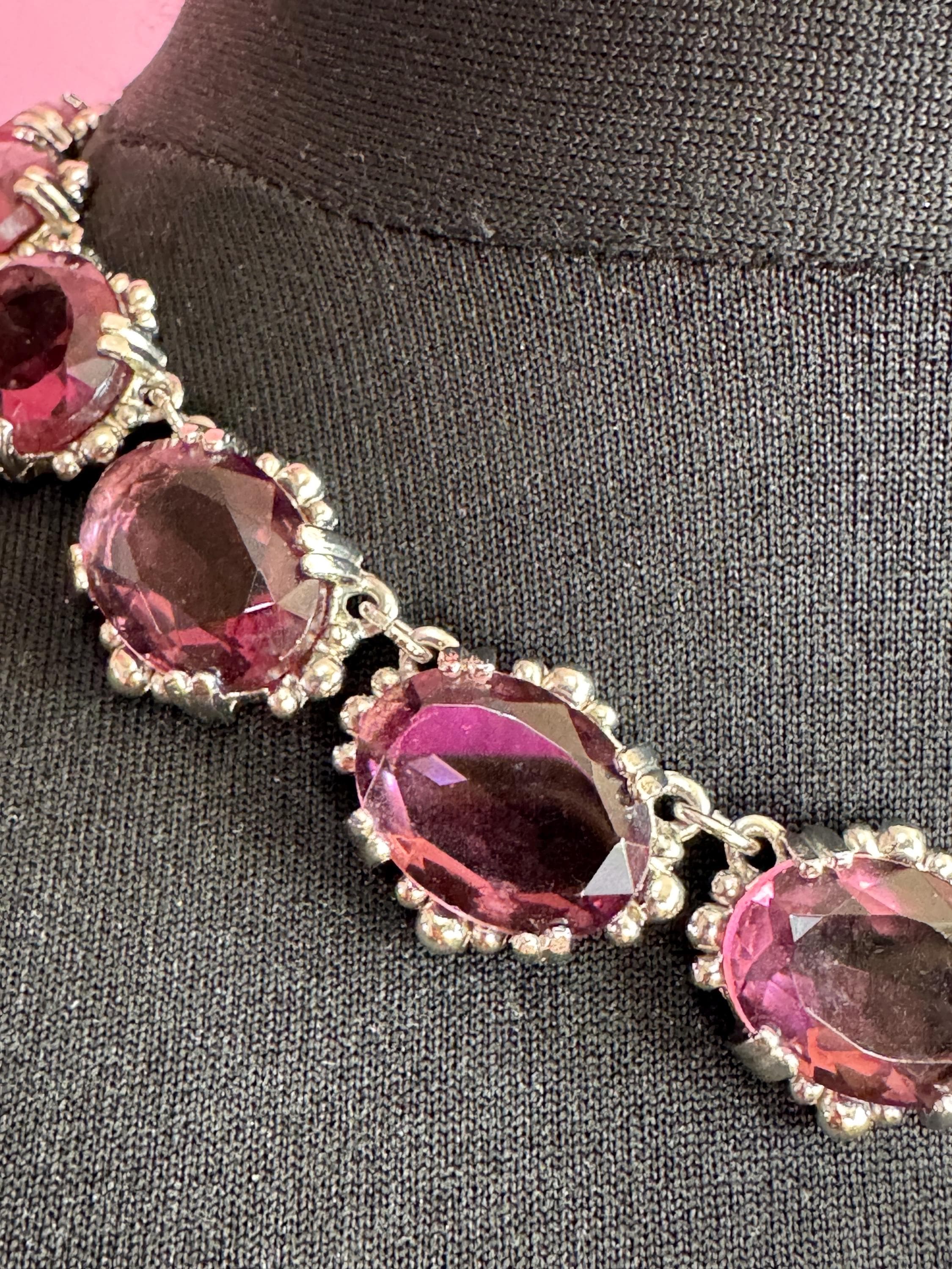 Vintage faux amethyst purple oval cabochon Choker, glass geavy Necklace 1960s 1970s