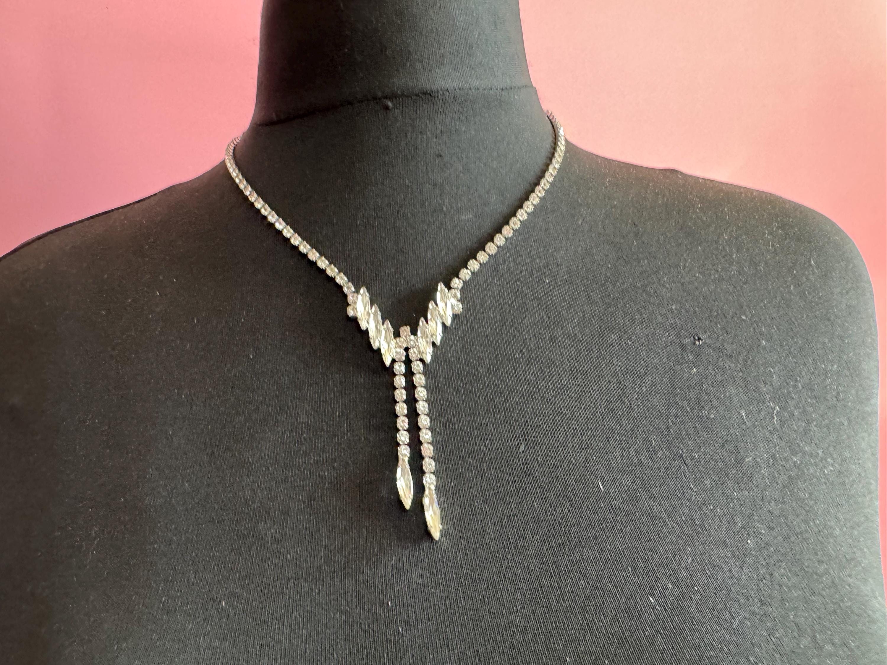 Vintage Clear Diamanté rhinestone drop cocktail necklace