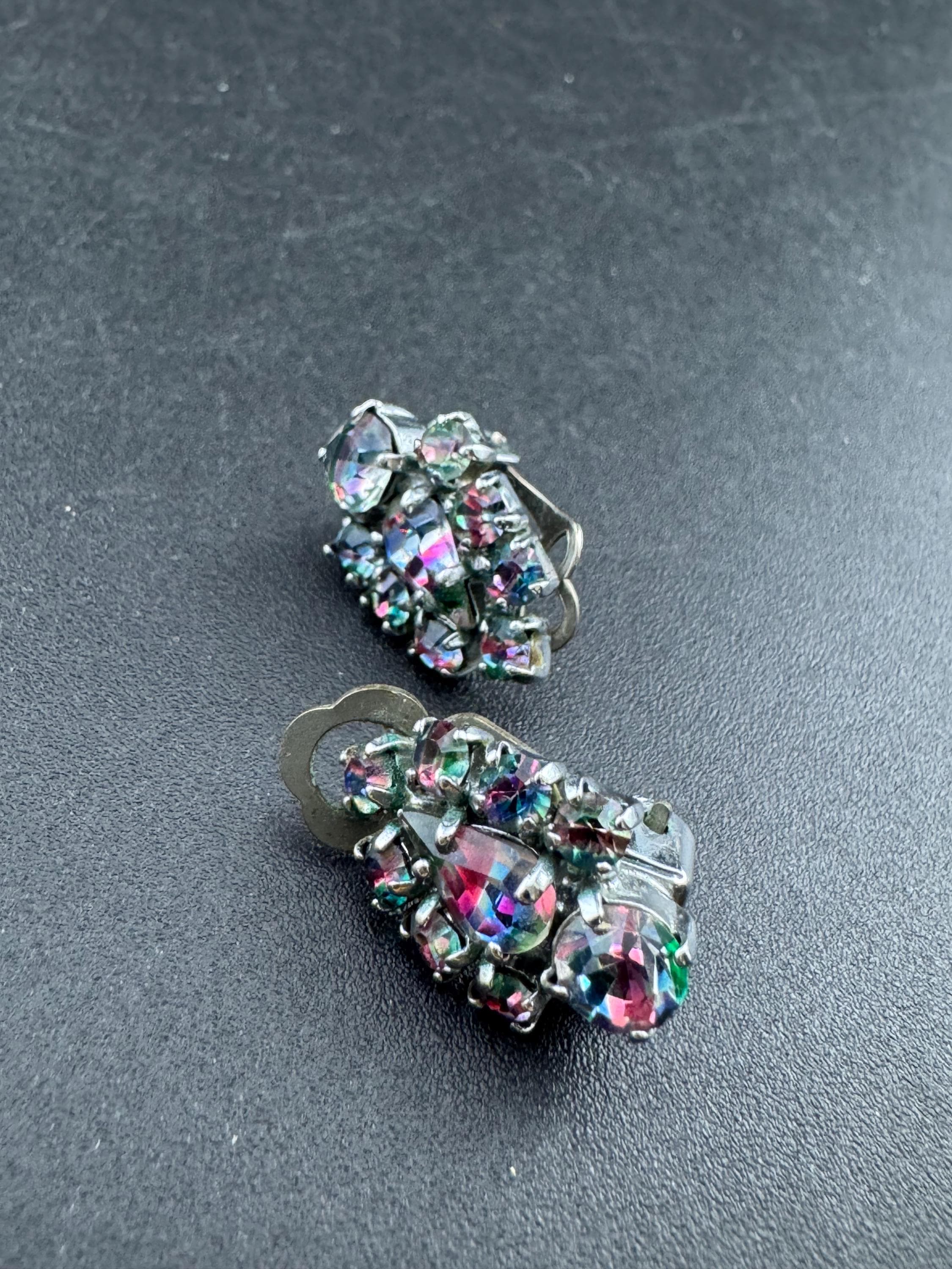 Vintage Iris Glass Clip On Earrings: Rhinestone Diamanté, 1940s Style
