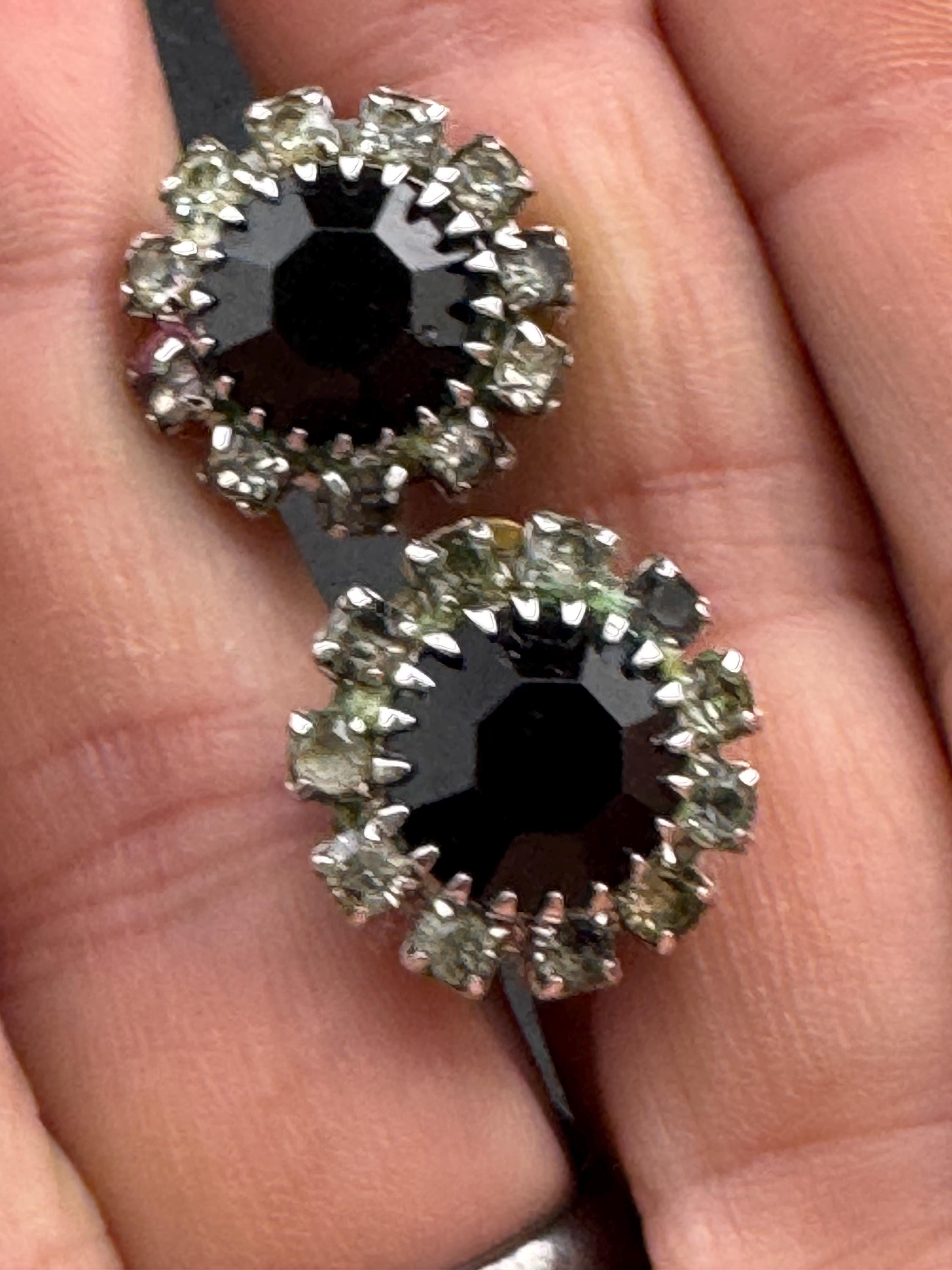 Vintage small round black glass Rhinestone Diamanté Clip On Stud Earrings Mid Century