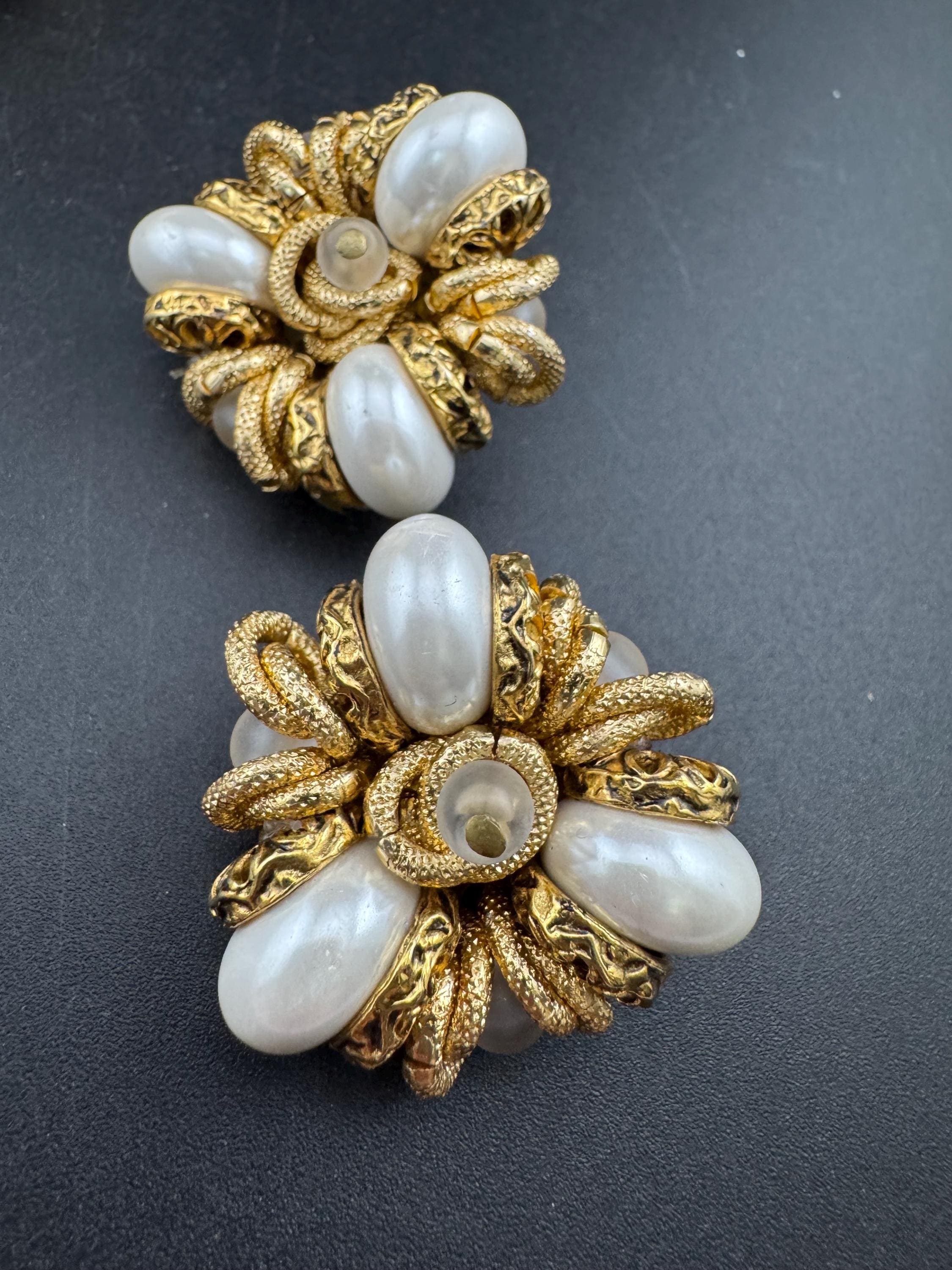oversized cluster faux Pearl gold beaded Clip on Earrings, 3.5cm designer style