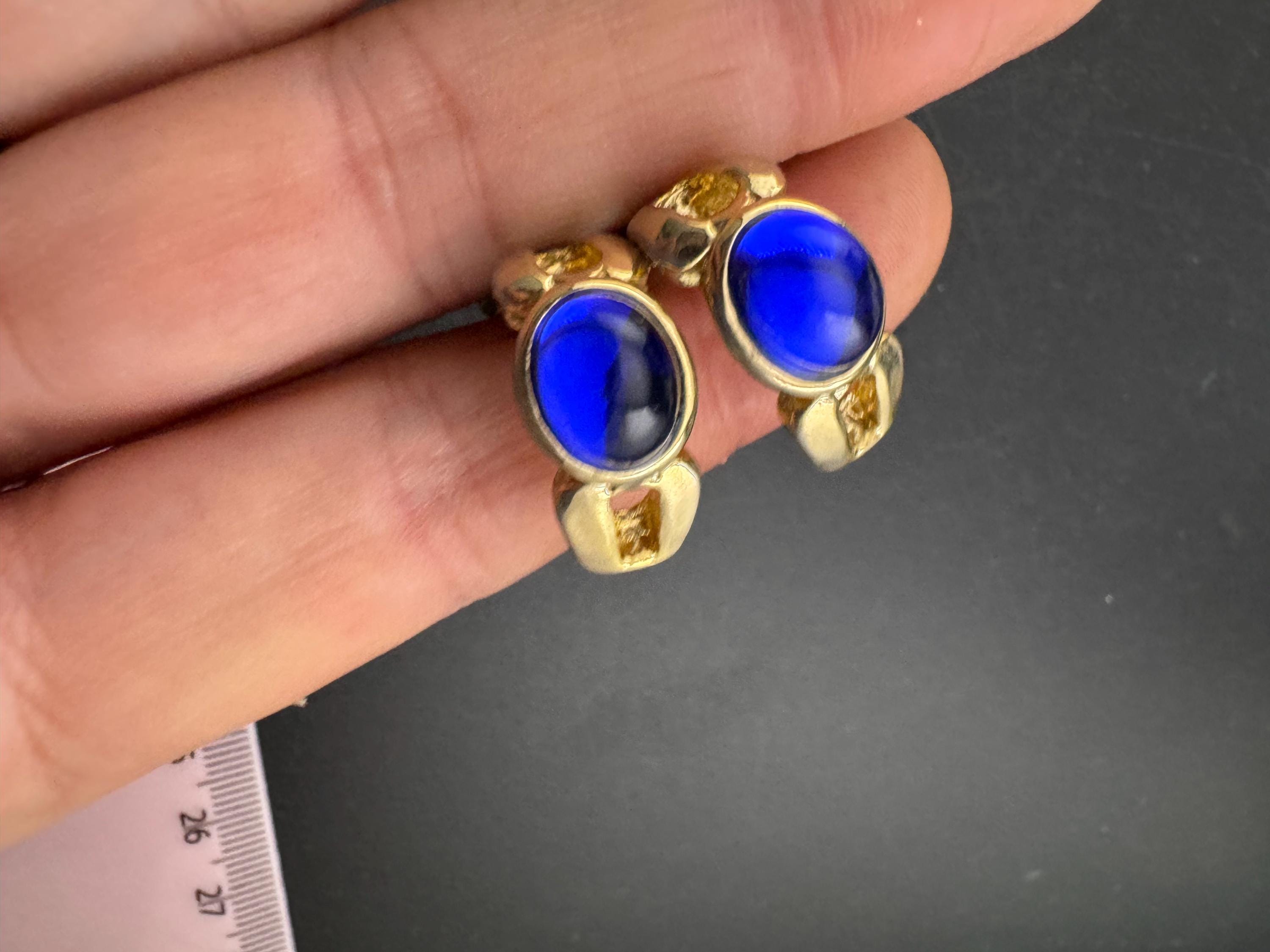 Vintage sapphire cabochon Clip On Earrings: oval half hoop Blue stones Gripoix style