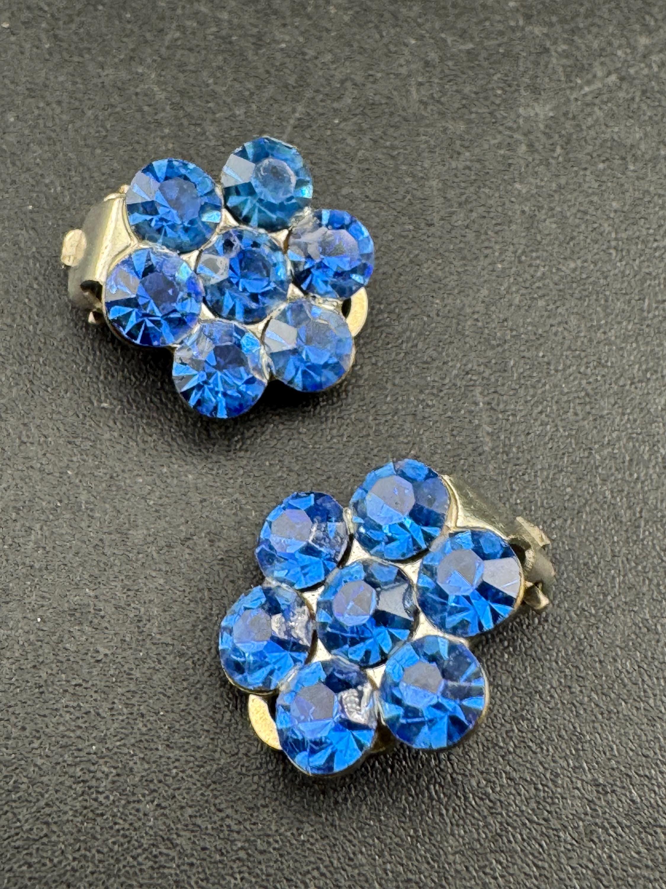 Dainty Vintage blue sapphire diamanté clip on earrings, silver tone