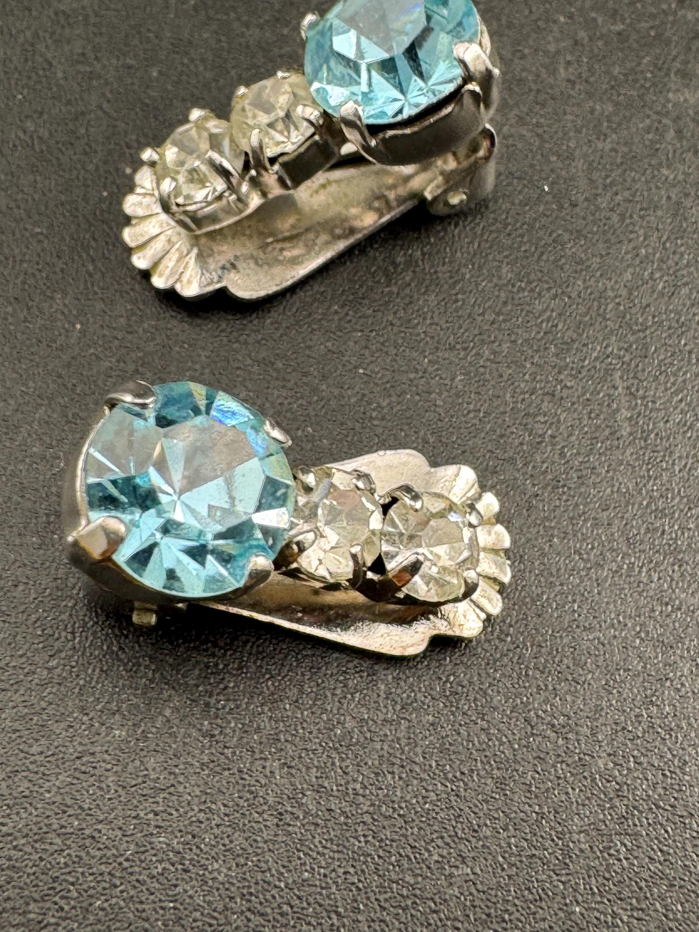 Vintage light blue sapphire and clear glass diamanté clip on earrings, silver tone