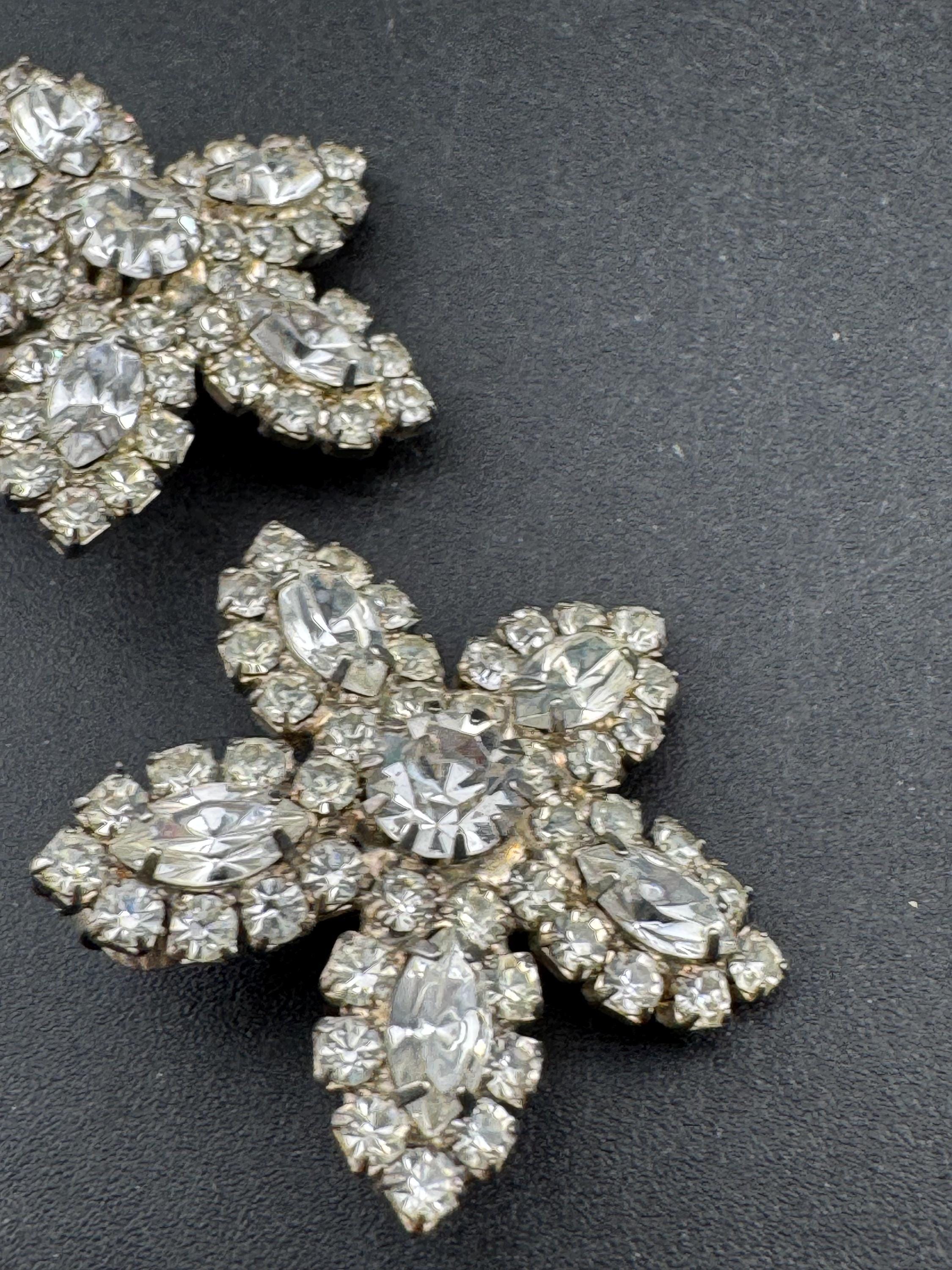 oversized vintage clear crystal Rhinestone star Clip On Earrings, silver tone studs