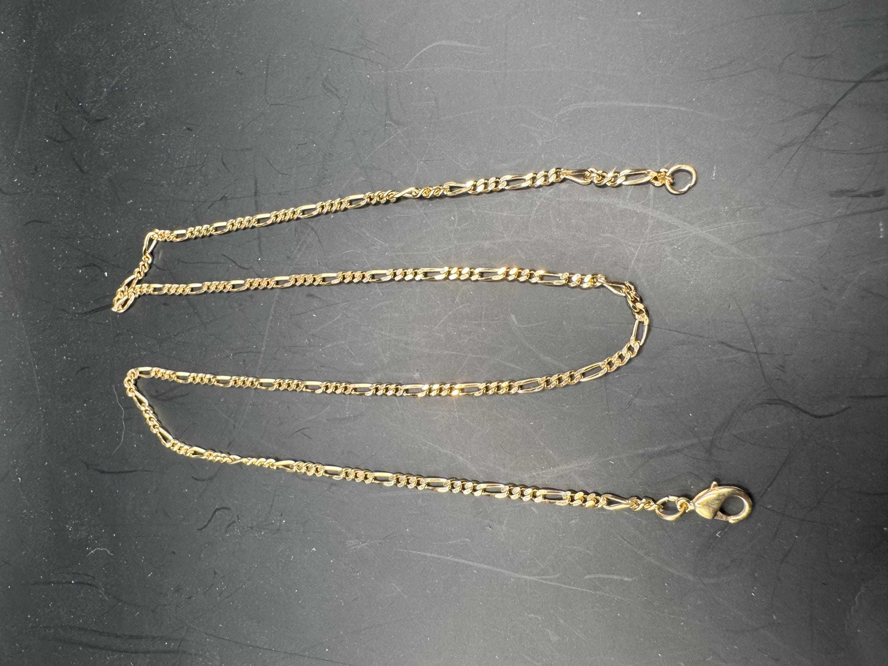 Vintage 46cm fine Figaro chain necklace, gold plated 2mm unused