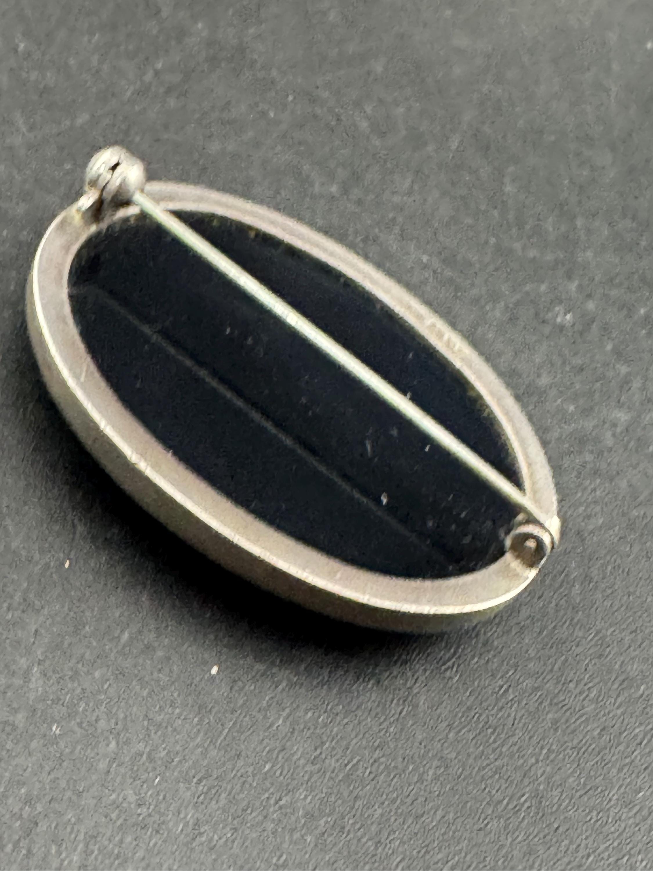 Vintage black onyx gemstone oval Brooch, Sterling 925 solid silver
