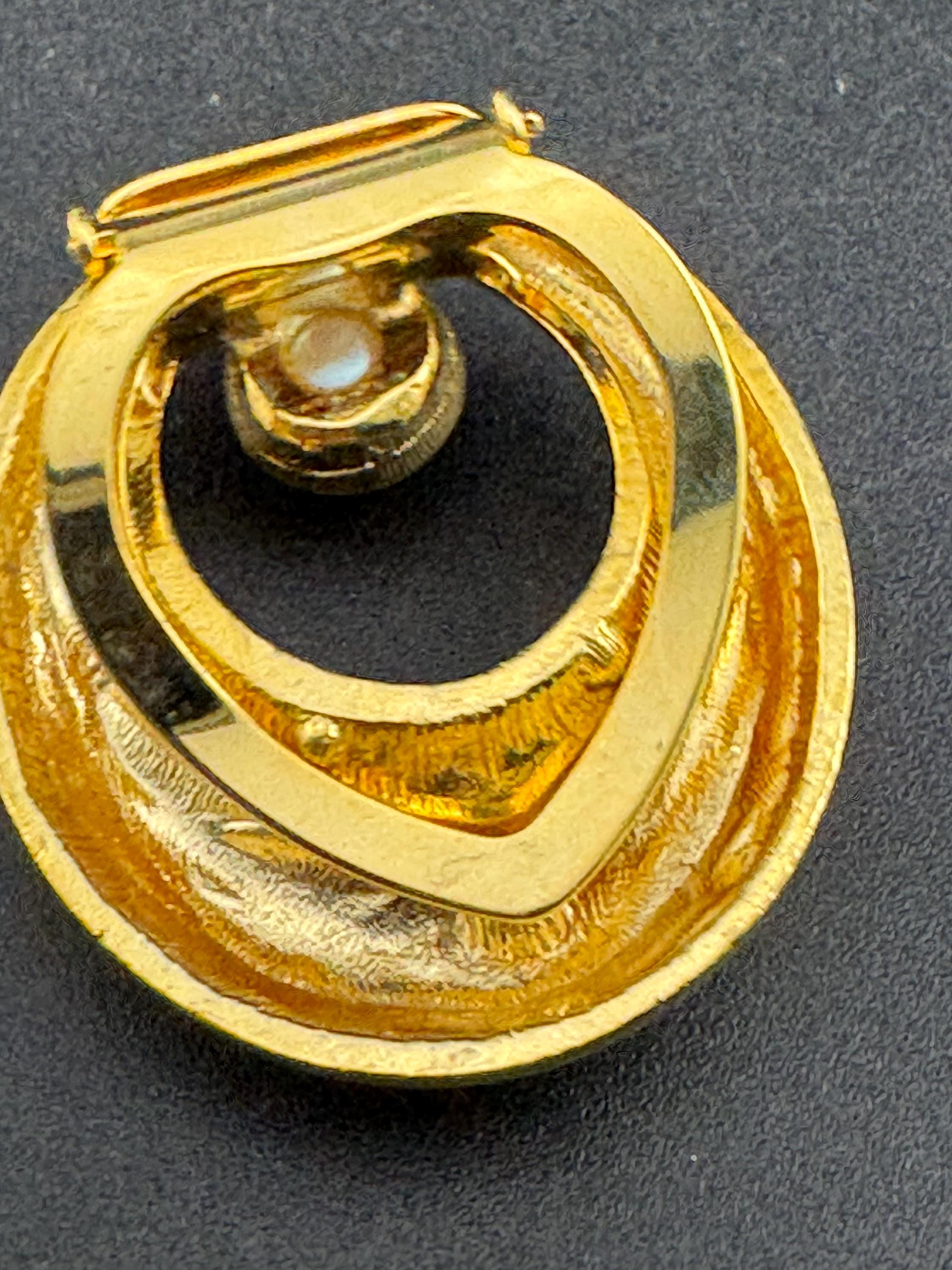 Vintage gold Faux Pearl oval Scarf Clip, 1980s unused