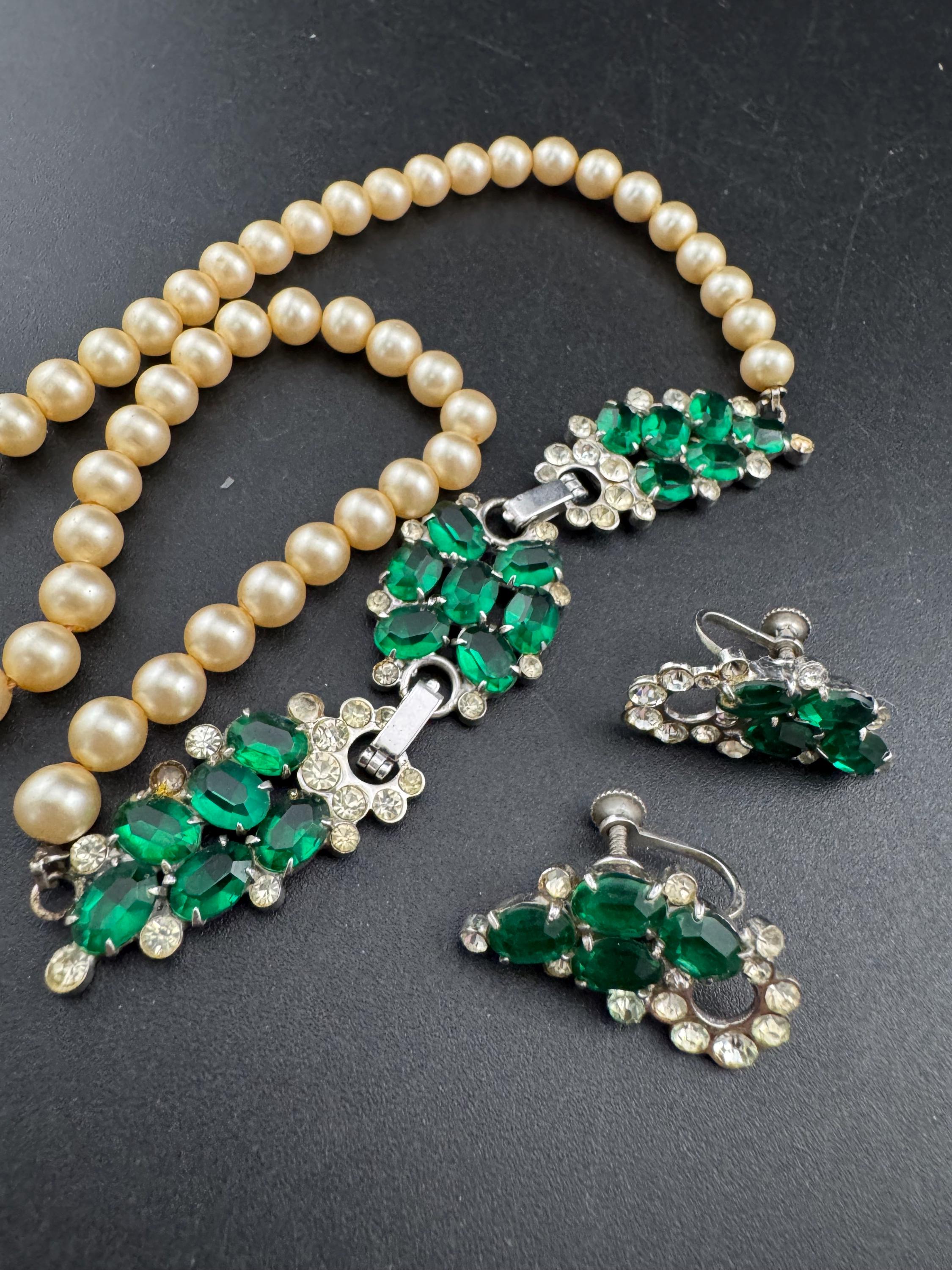 Vintage AVON Sterling Emerald Rhinestone Jewelry Set: Faux Pearl Choker & Earrings