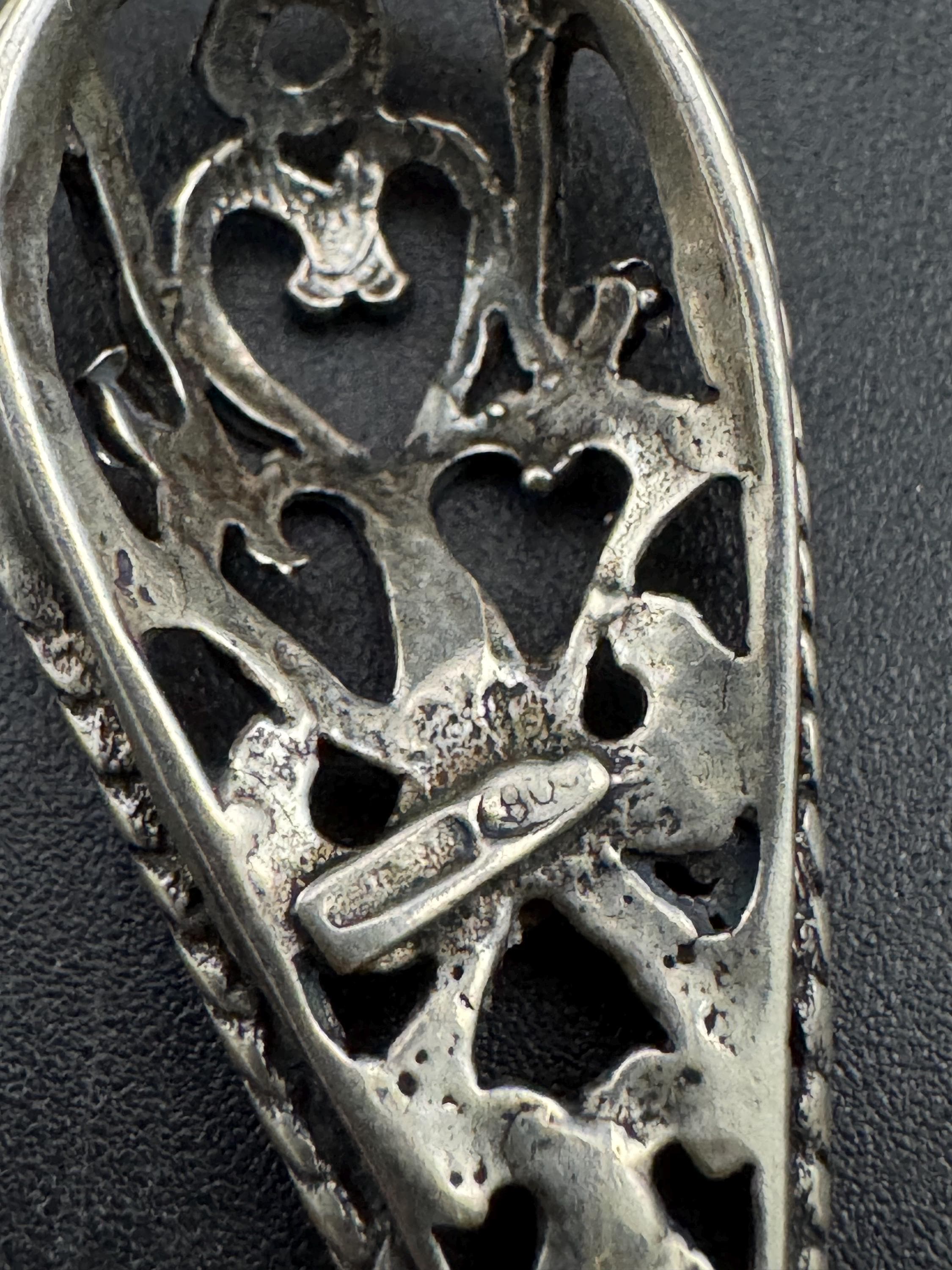 Vintage 800 Silver art nouveau style Pendant