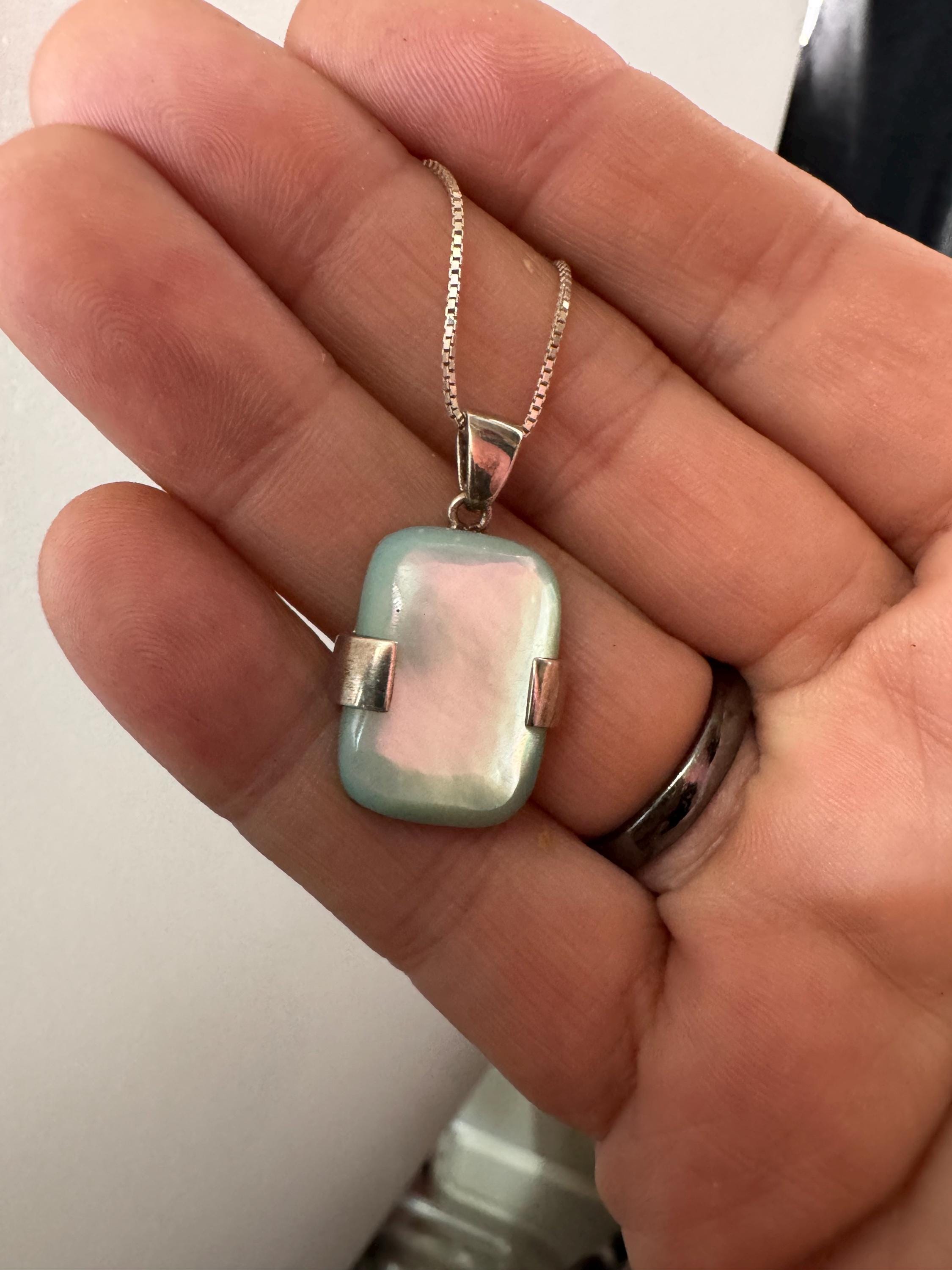 Vintage 925 blue mother of pearl shell Pendant Necklace: modernist Sterling Silver