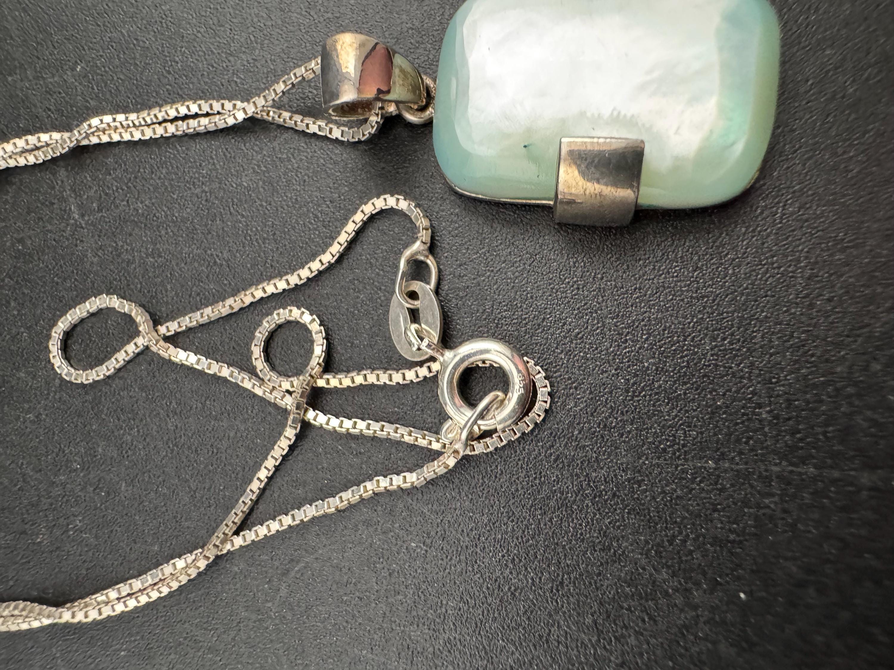 Vintage 925 blue mother of pearl shell Pendant Necklace: modernist Sterling Silver