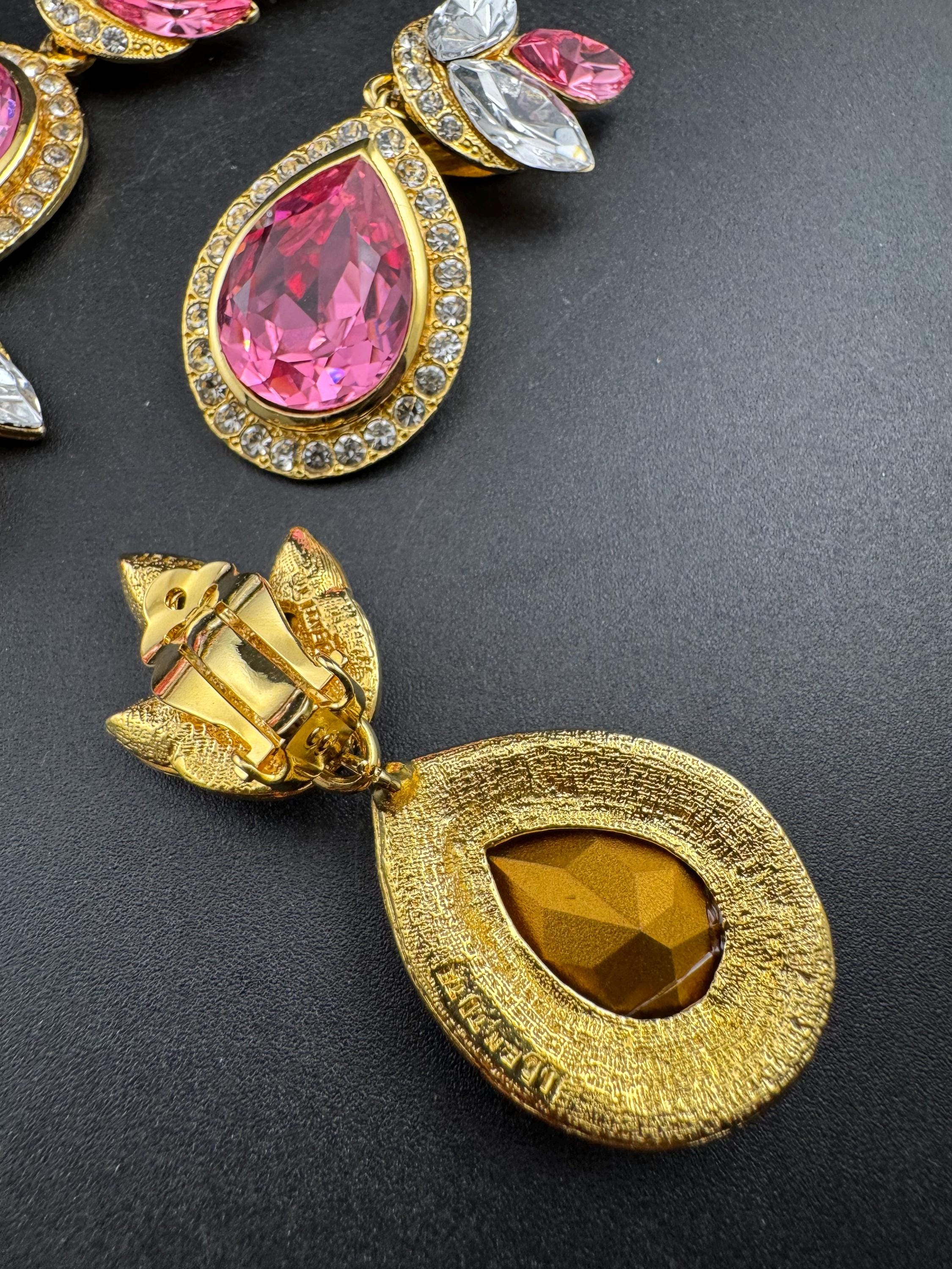 Vintage PINK Swarovski crystal jewellery set, necklace,bracelet and clip on earrings.