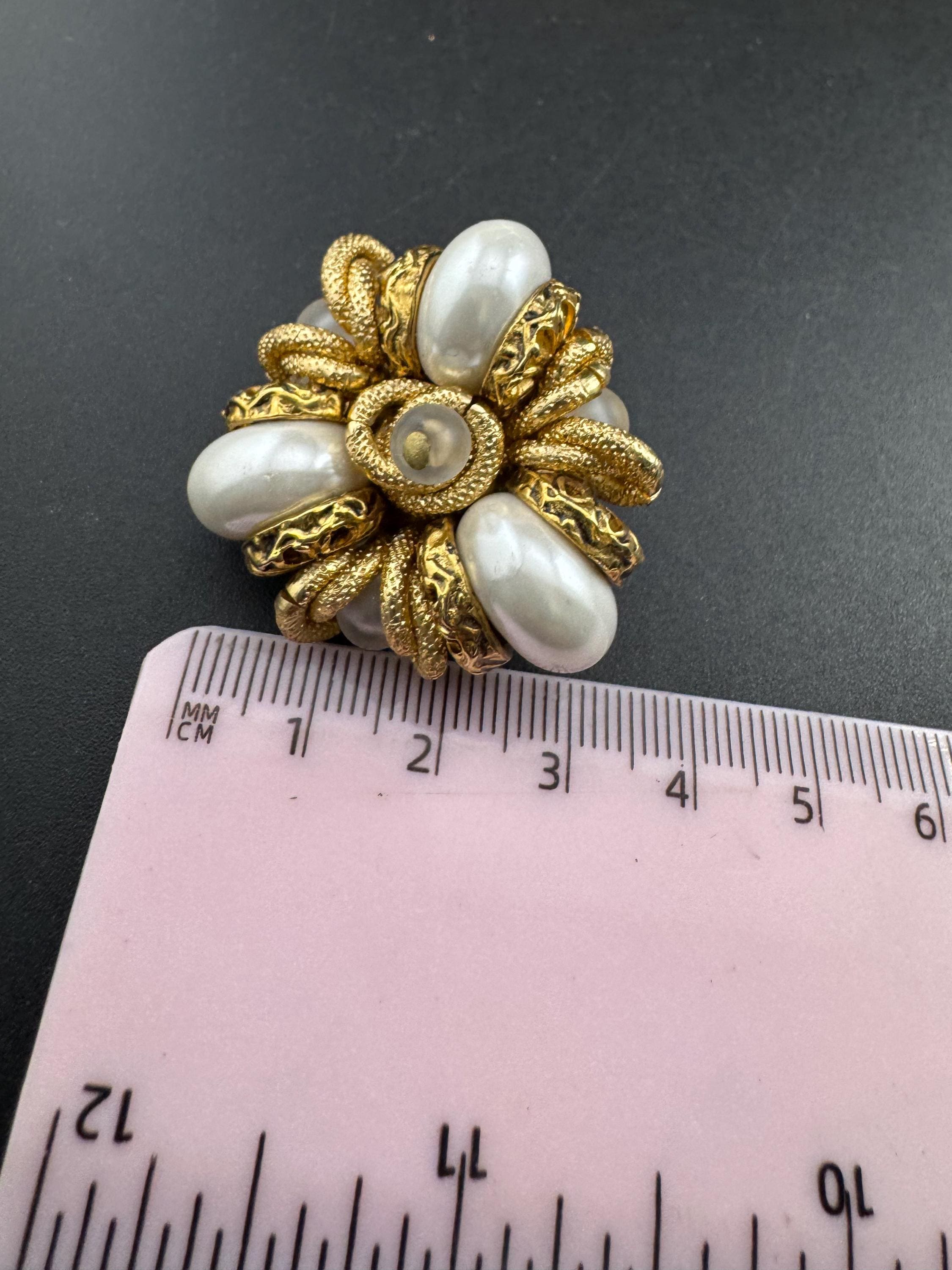 oversized cluster faux Pearl gold beaded Clip on Earrings, 3.5cm designer style