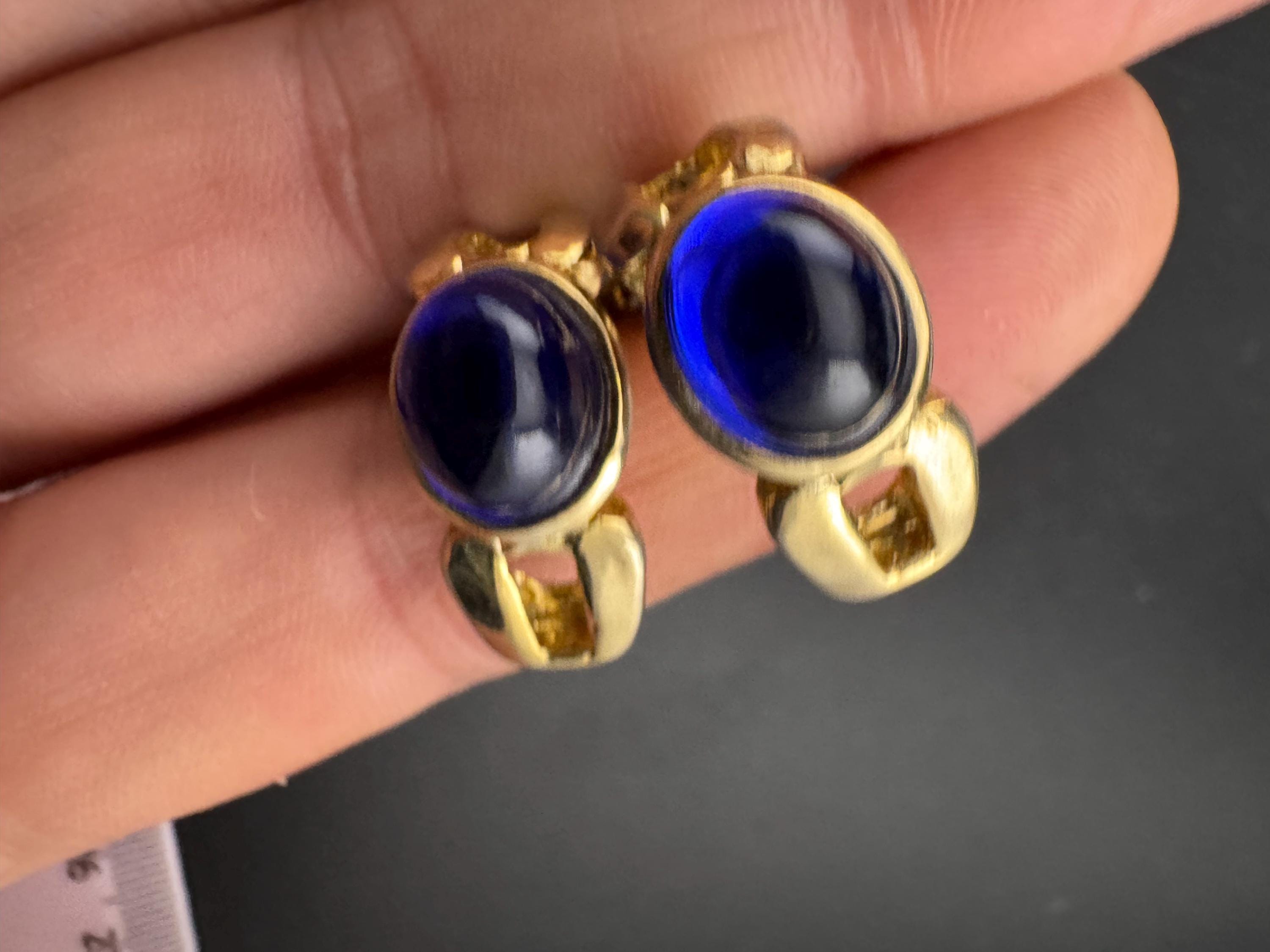Vintage sapphire cabochon Clip On Earrings: oval half hoop Blue stones Gripoix style
