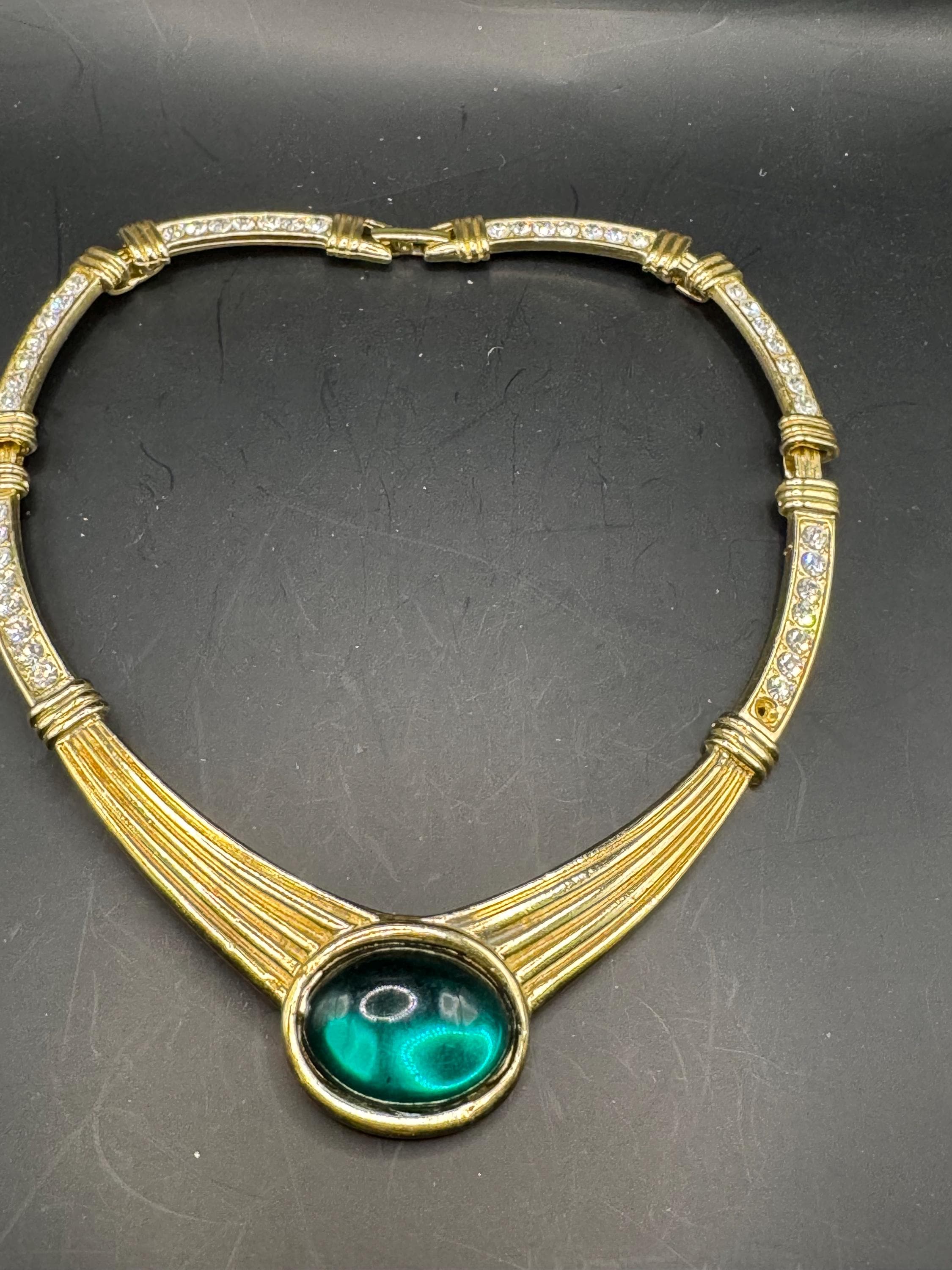 80s Retro emerald green Cabochon Diamanté Choker Necklace, gold plated