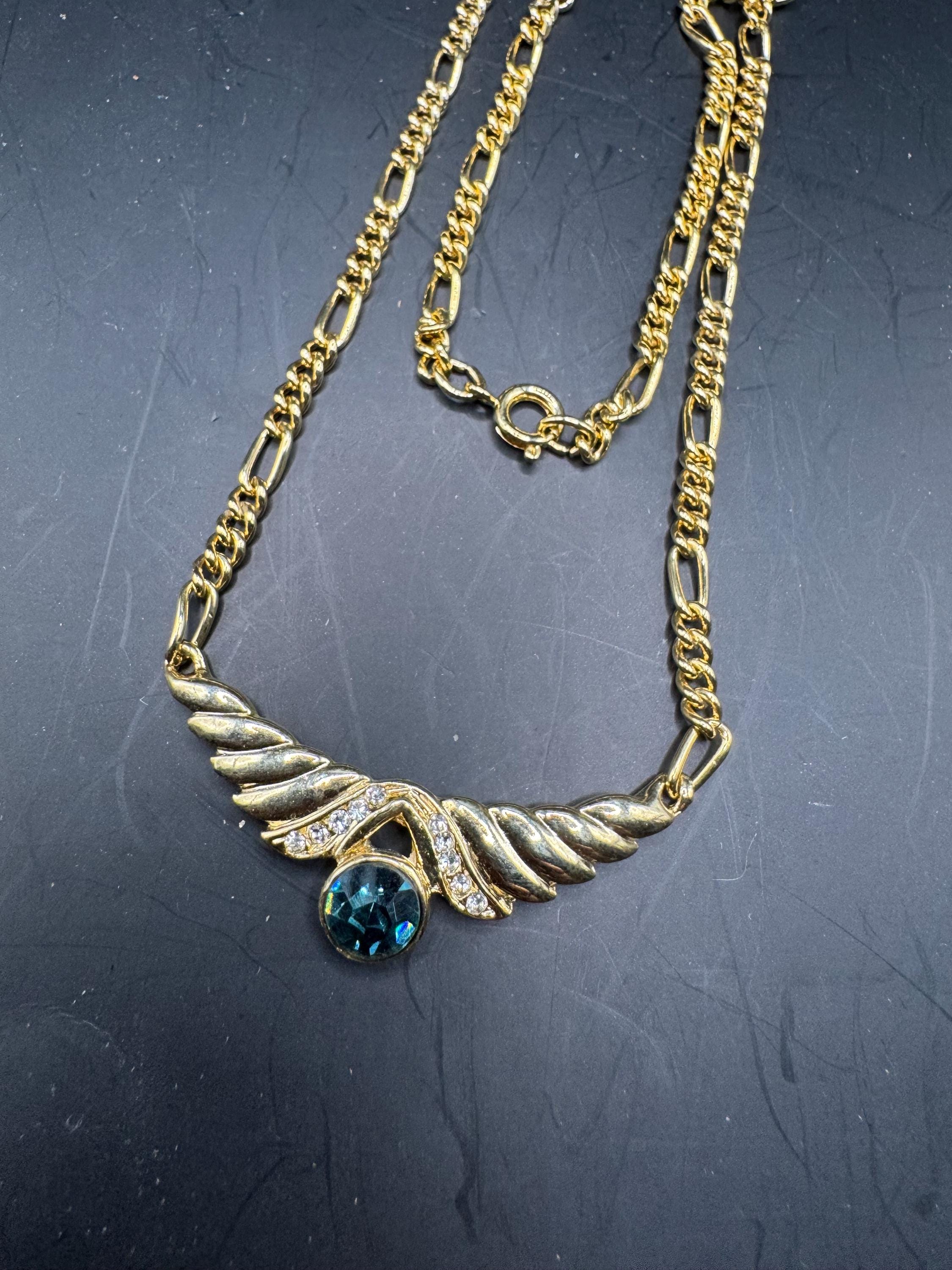 Gold Tone Figaro Chain sapphire Necklace: blue clear Rhinestone