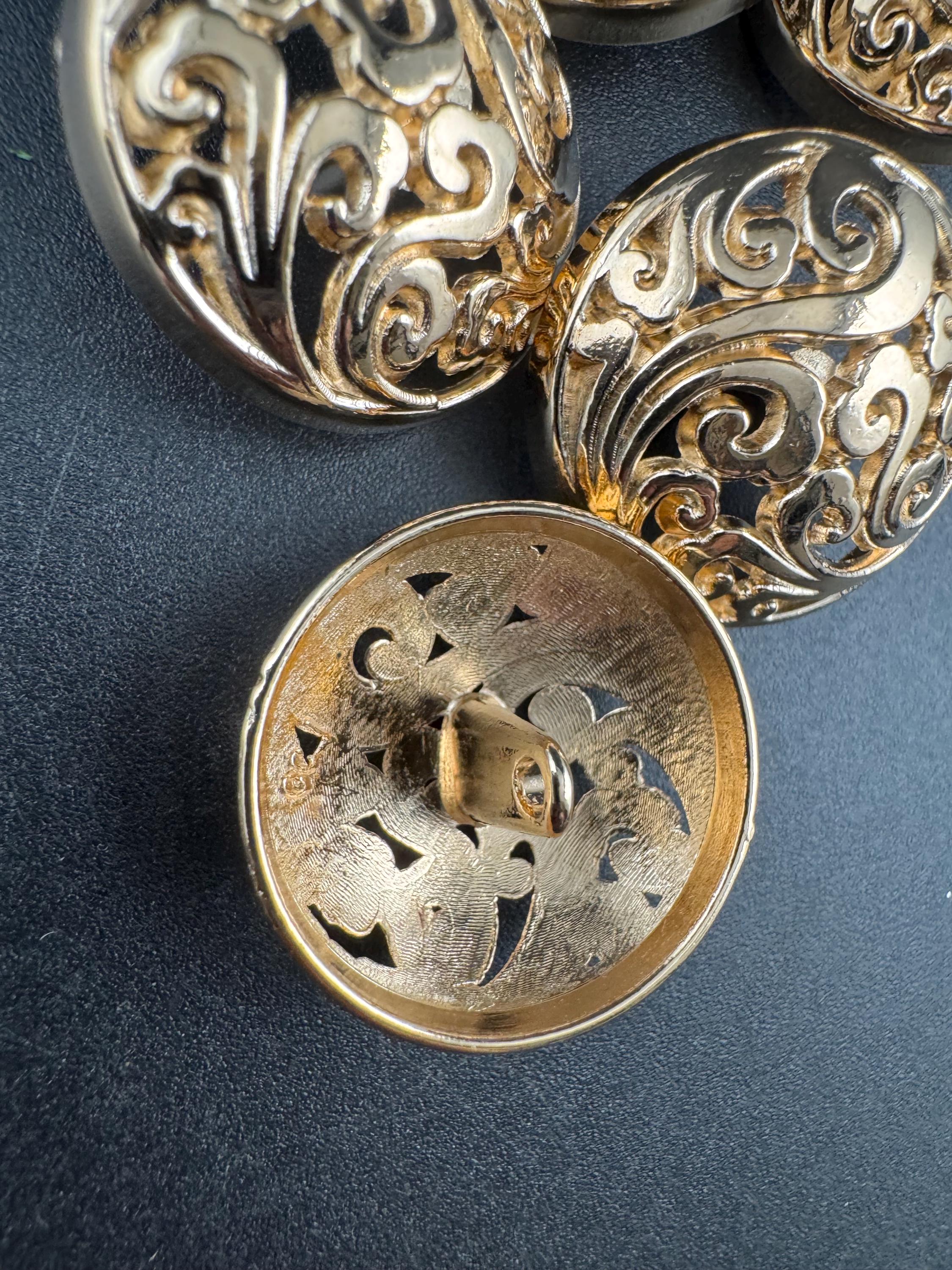 25mm openwork domed buttons, pack of 5 in gold or steel grey metal