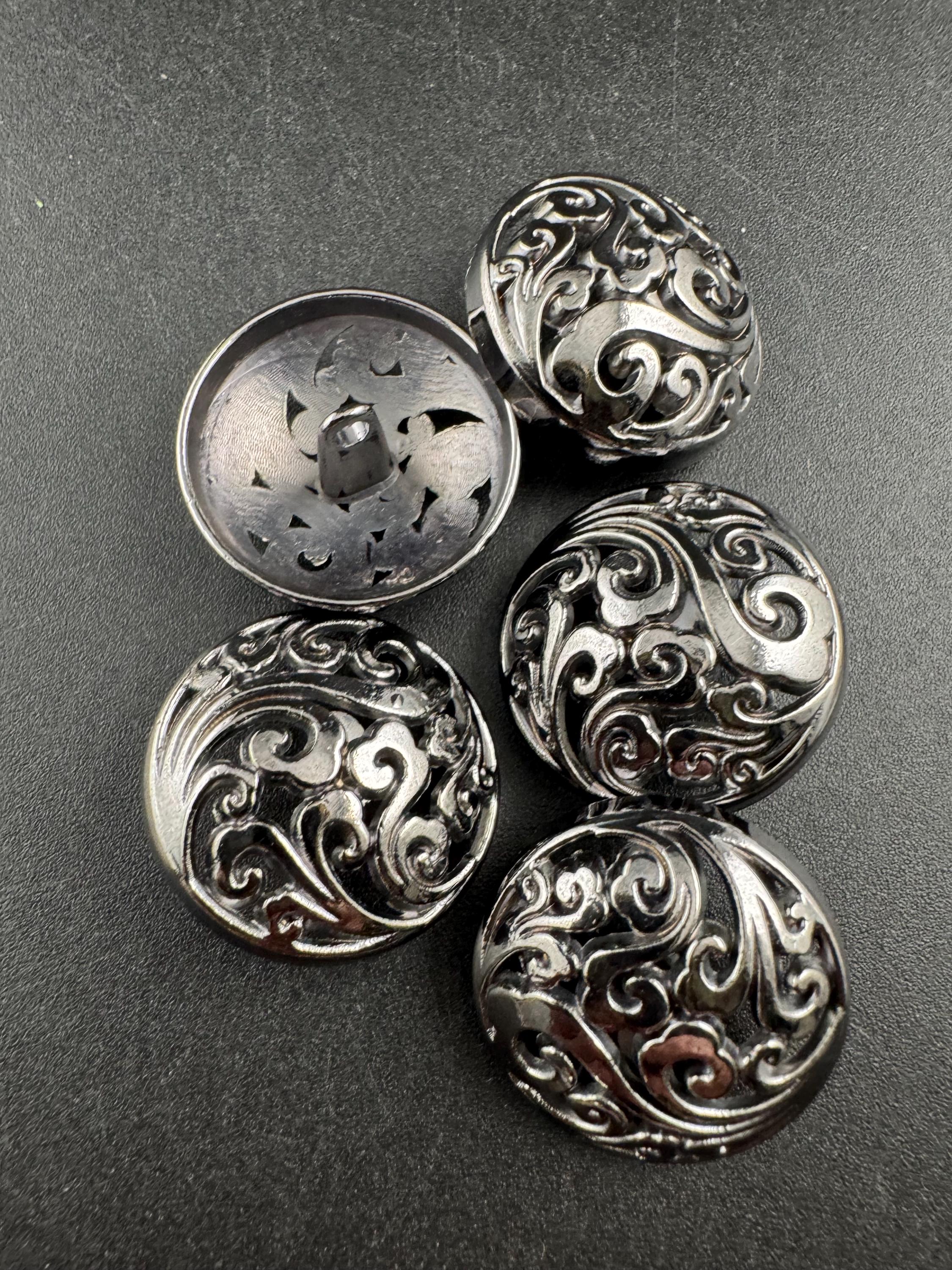 25mm openwork domed buttons, pack of 5 in gold or steel grey metal