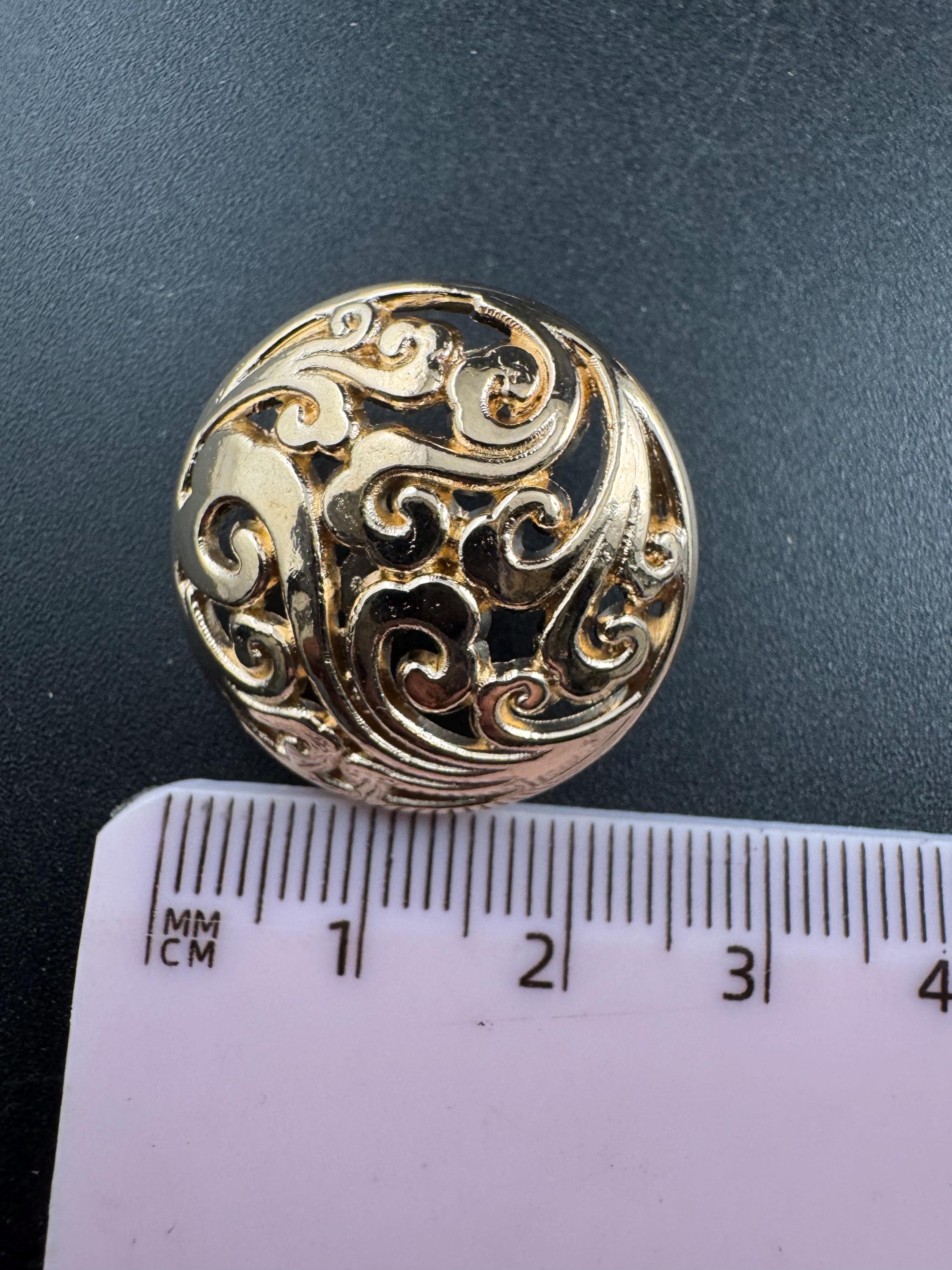 25mm openwork domed buttons, pack of 5 in gold or steel grey metal