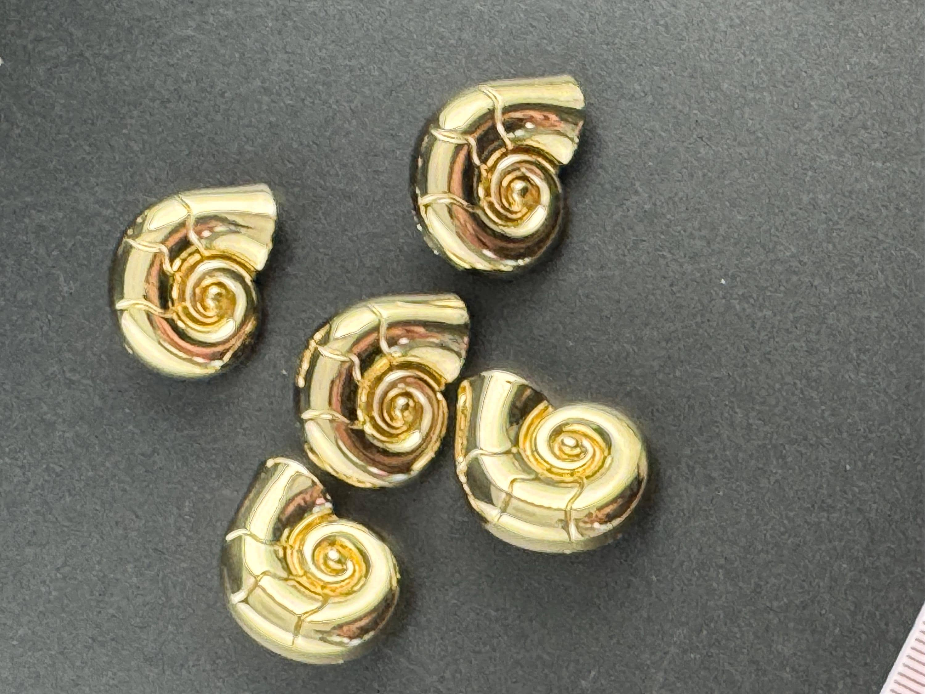 Gold ammonite shell sewing buttons, three sizes 30mm 23mm 20mm