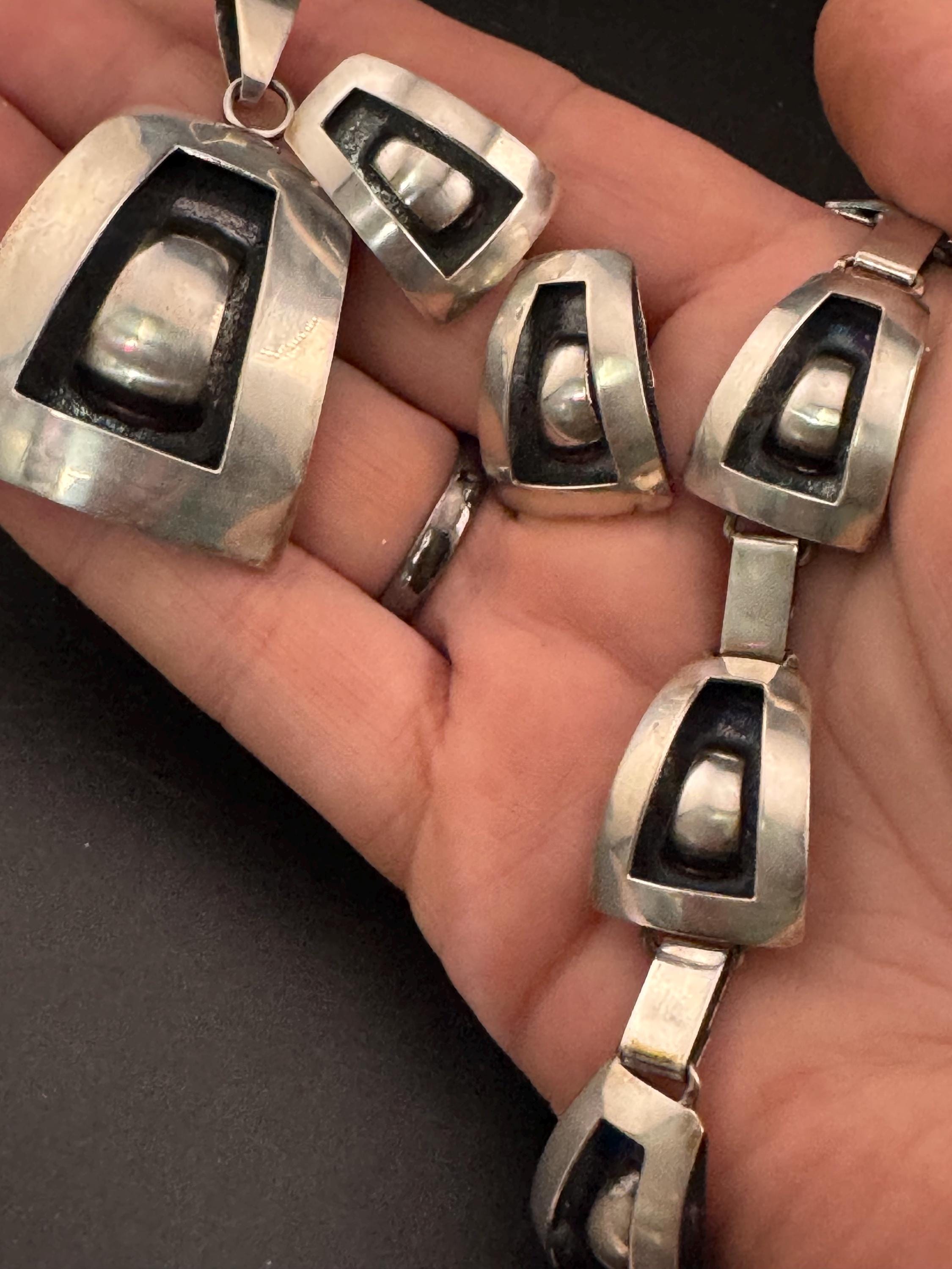 Vintage Polish 925 silver modernist jewellery set, pendant bracelet and stud earrings