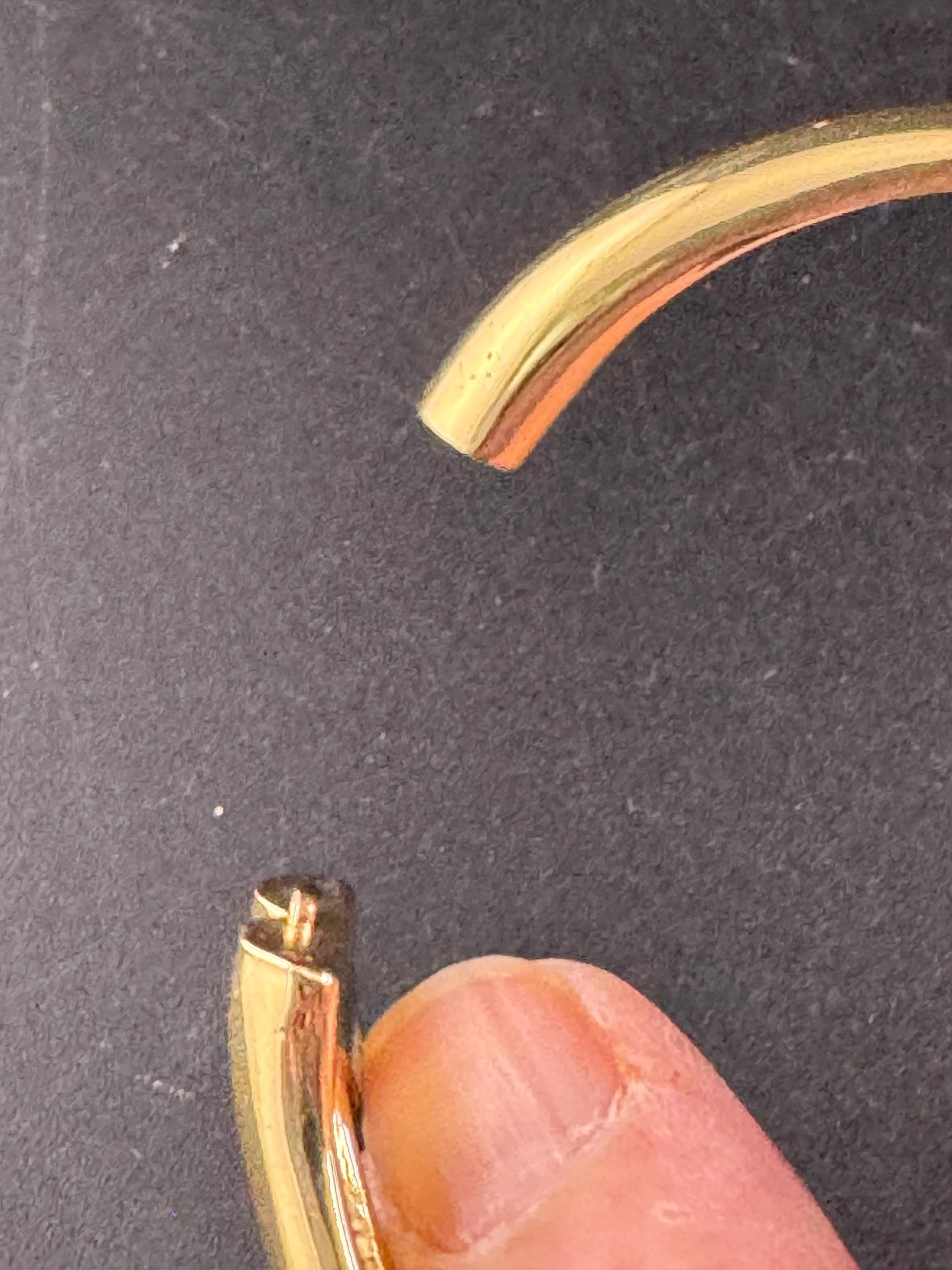 Vintage gold wide chain link clamper bangle, classic 1980s