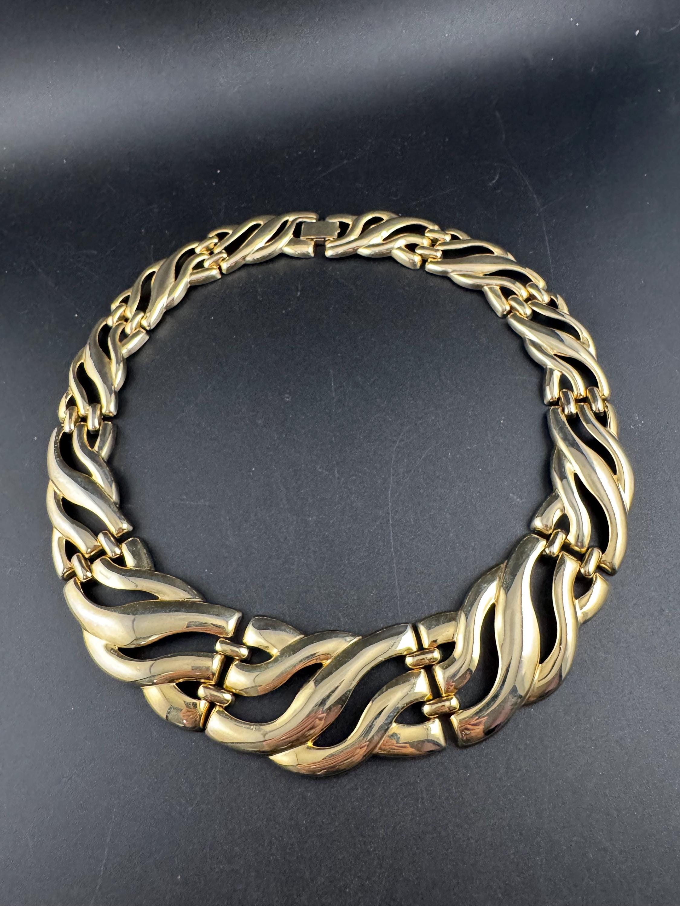 1980s wide chunky gold choker, embossed retro necklace