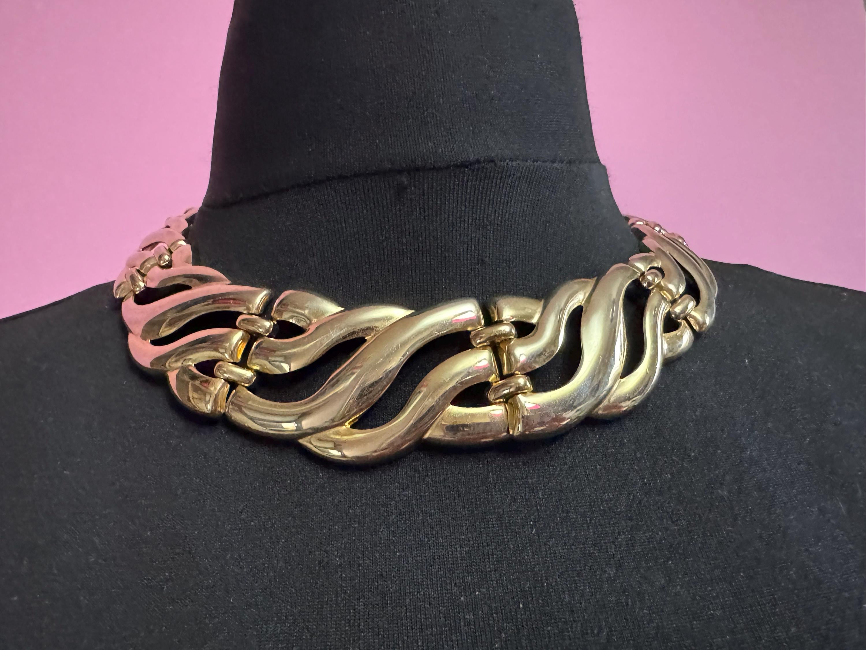 1980s wide chunky gold choker, embossed retro necklace