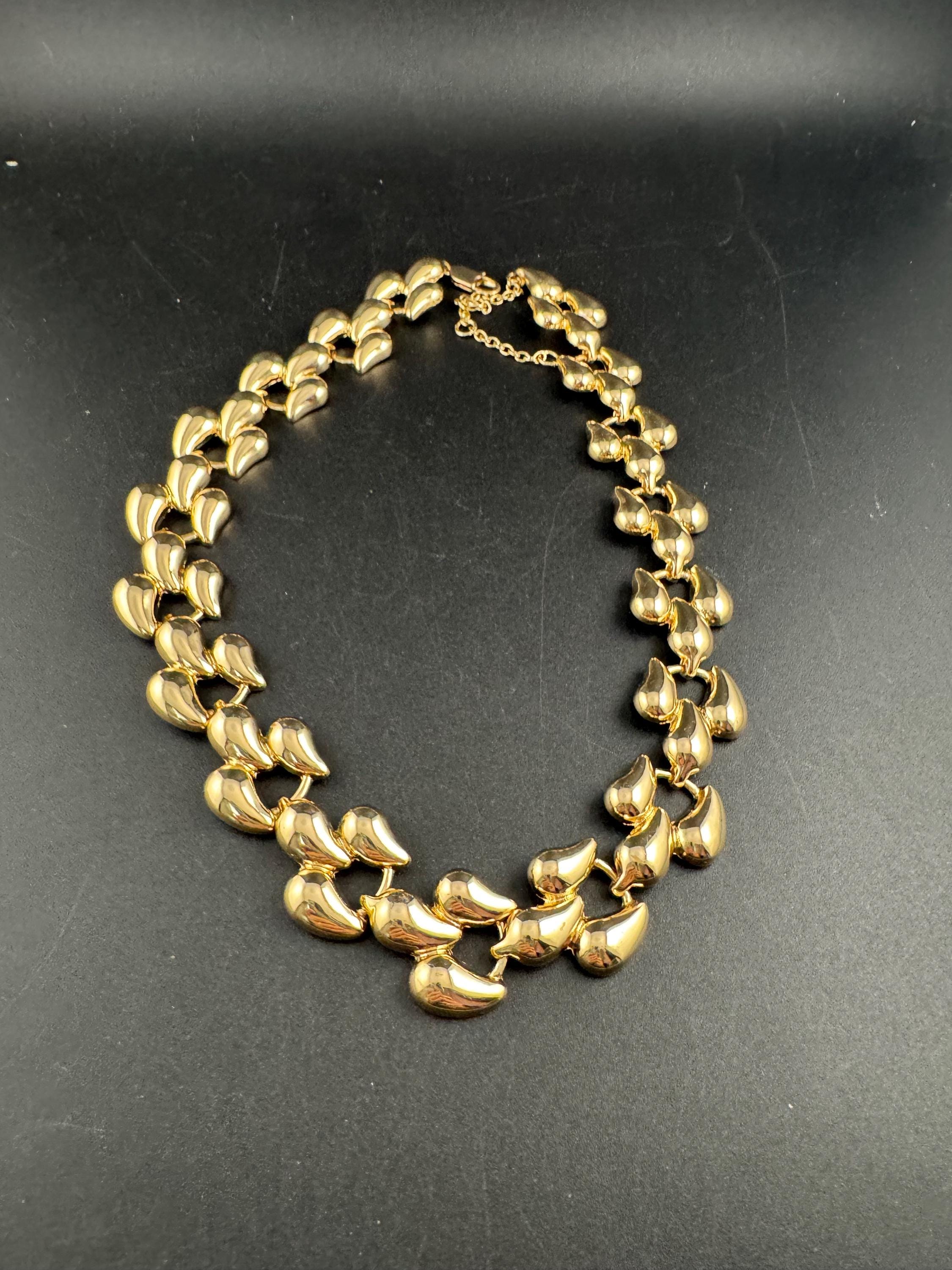 1980s wide chunky gold choker, embossed necklace 45-53cm