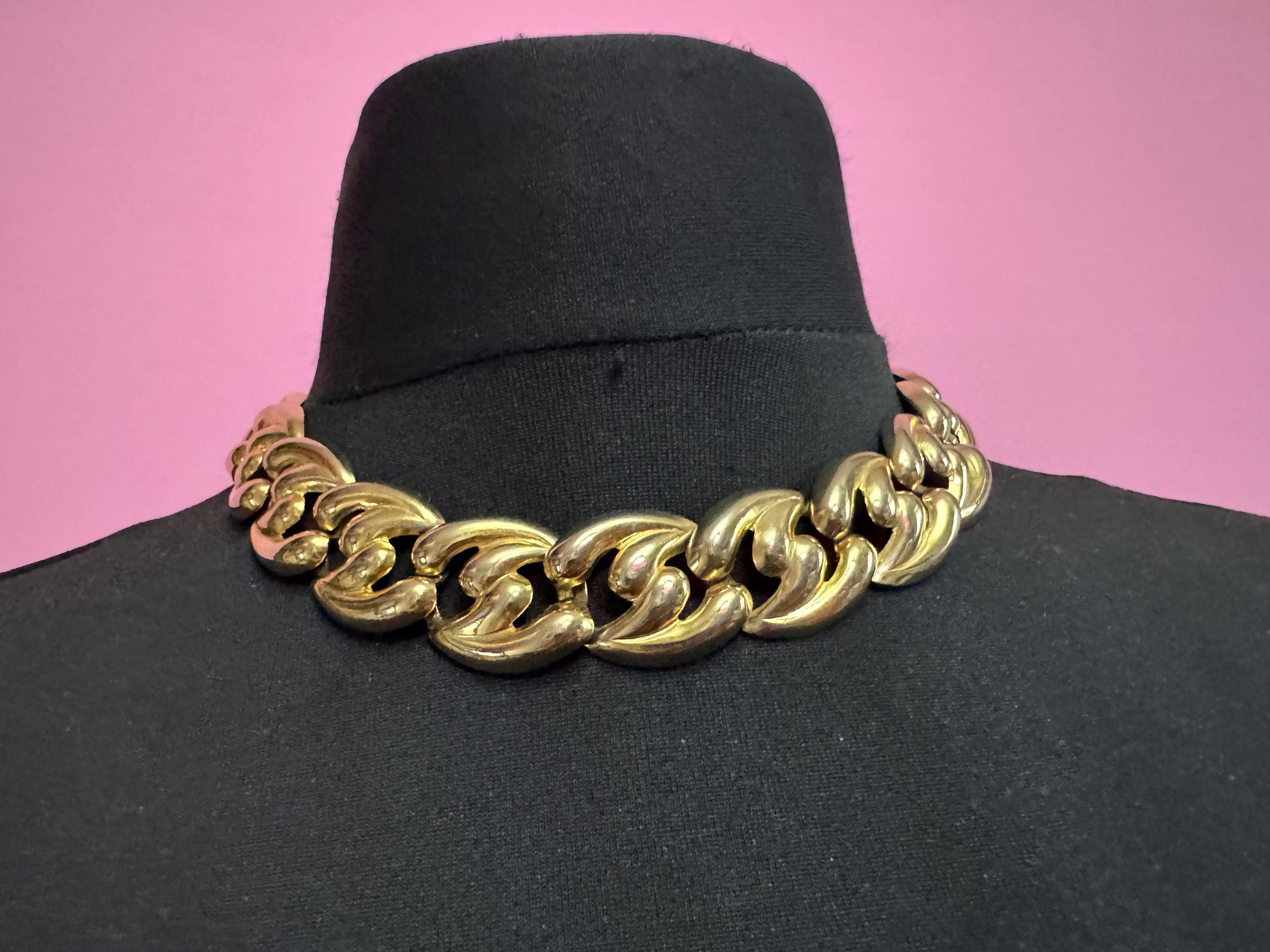 1980s wide chunky gold choker, embossed necklace 47cm