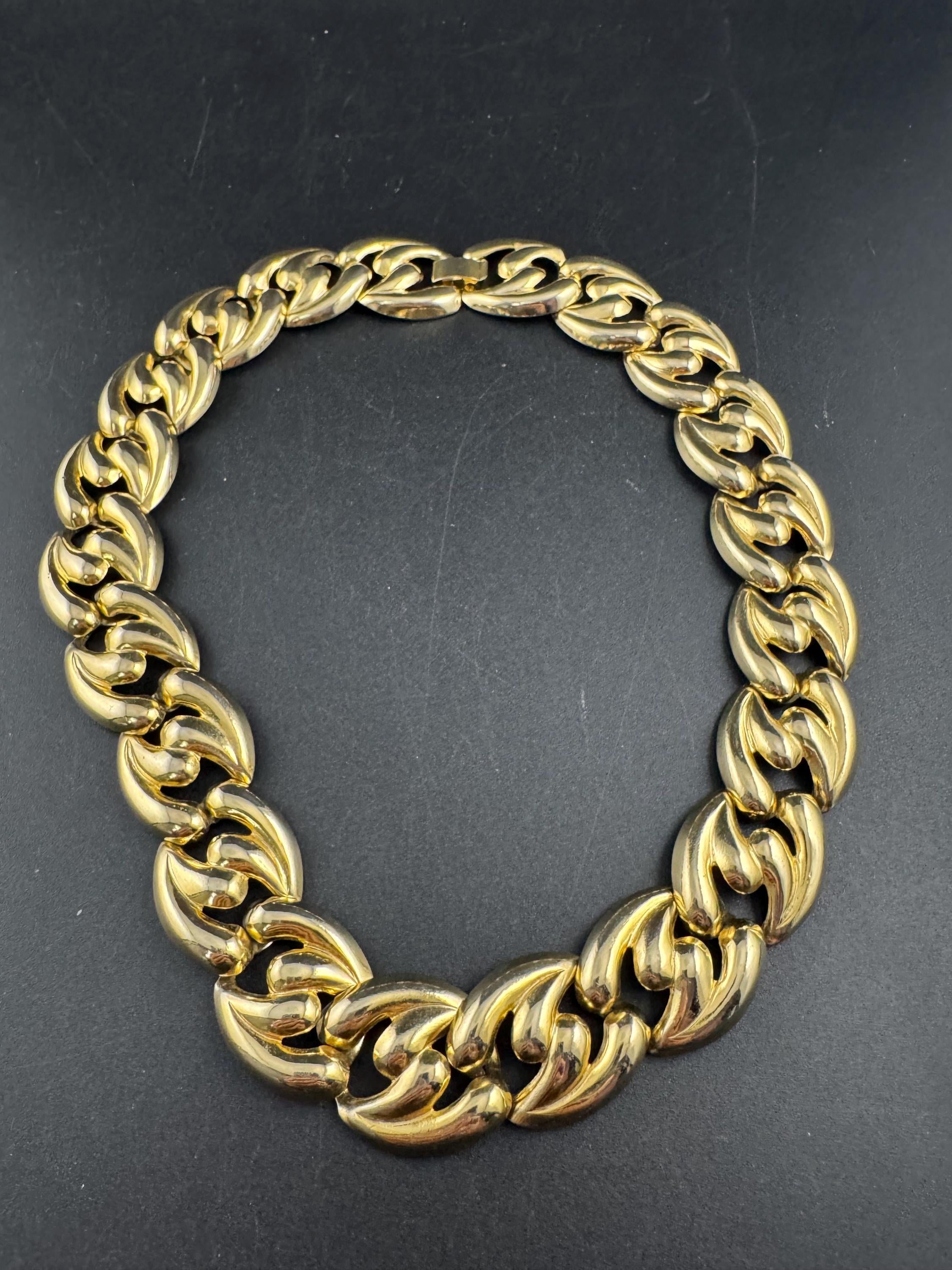 1980s wide chunky gold choker, embossed necklace 47cm
