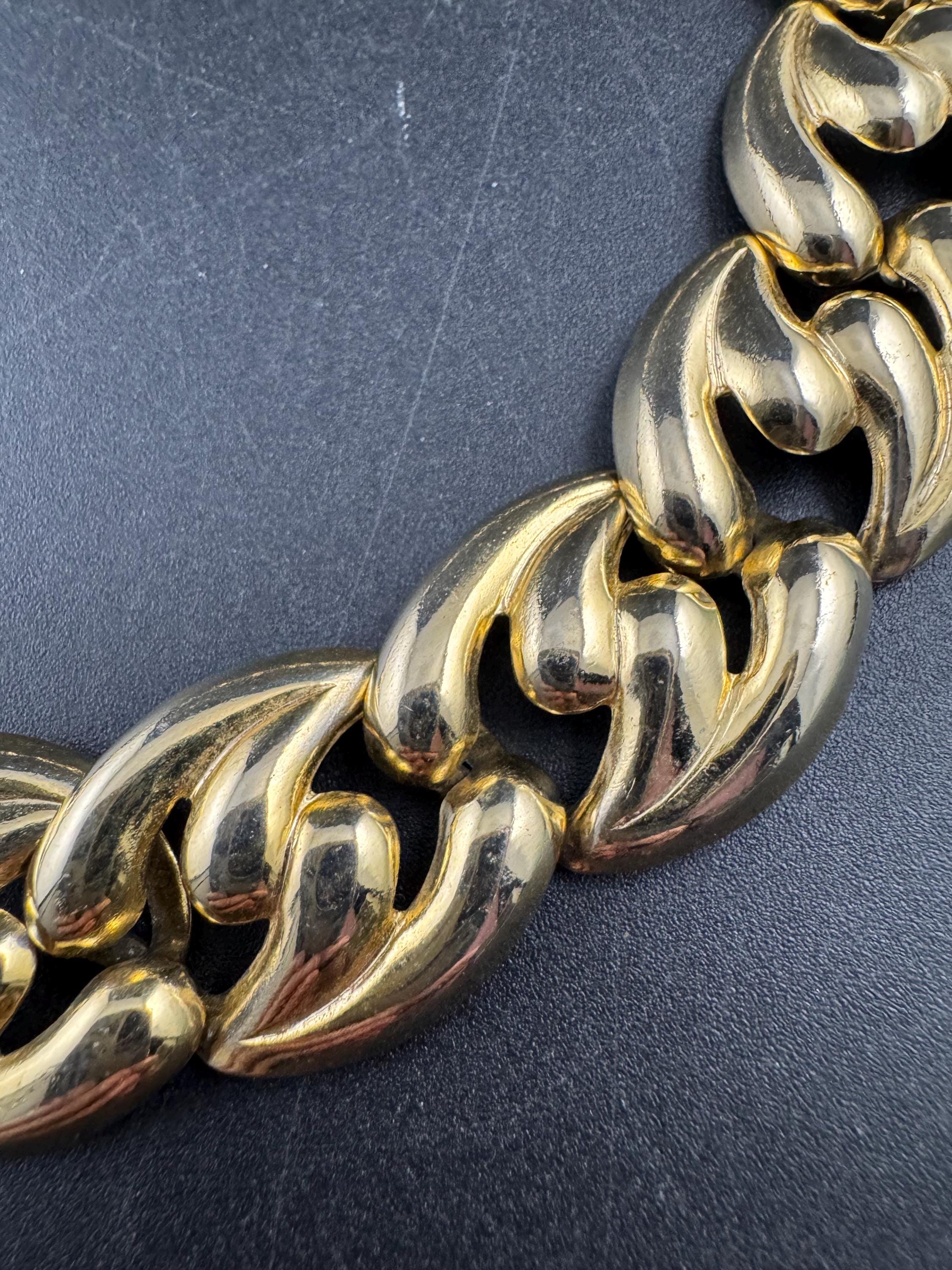 1980s wide chunky gold choker, embossed necklace 47cm