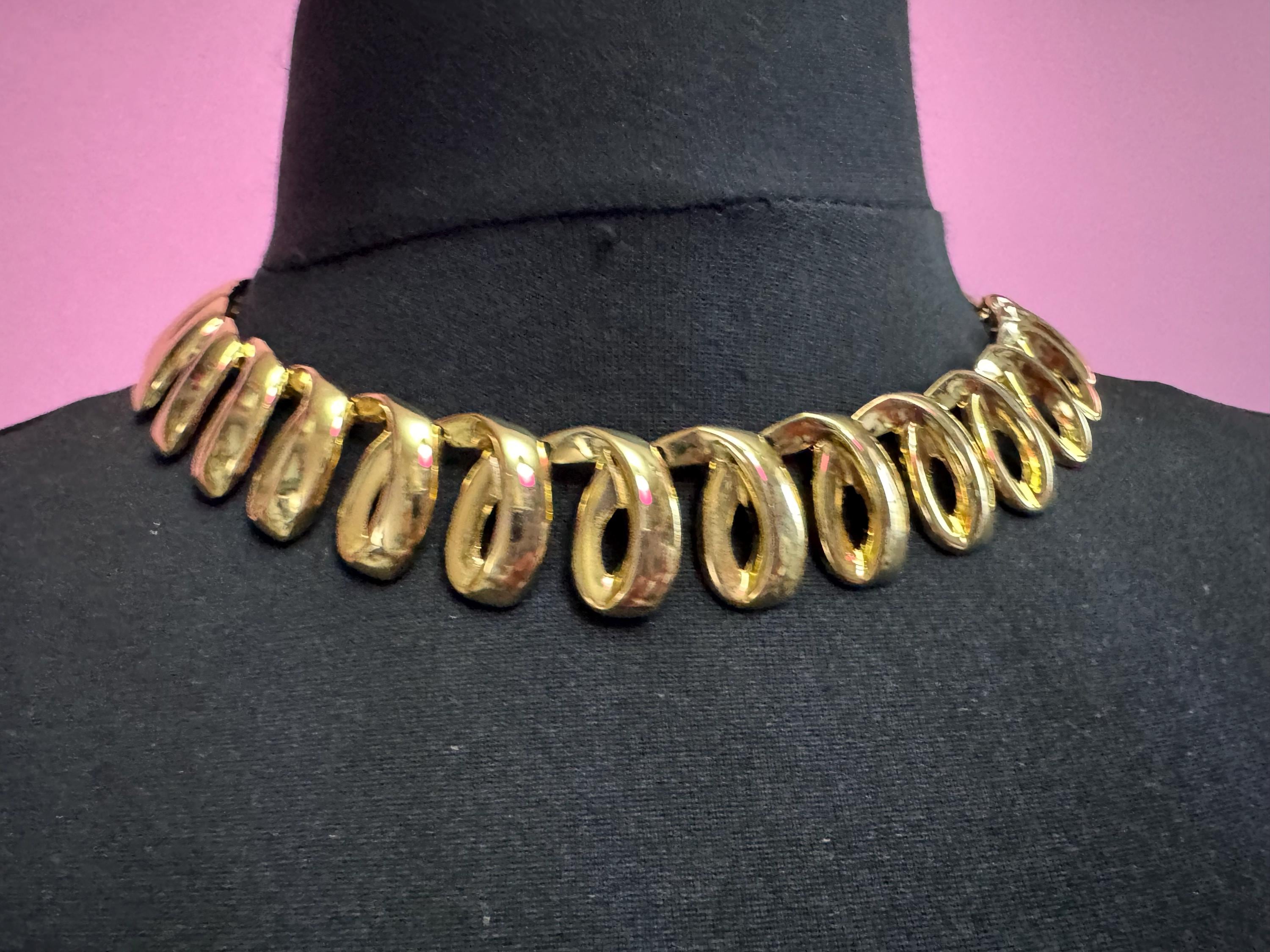 wide chunky gold choker, tbar toggle necklace 46cm y2k