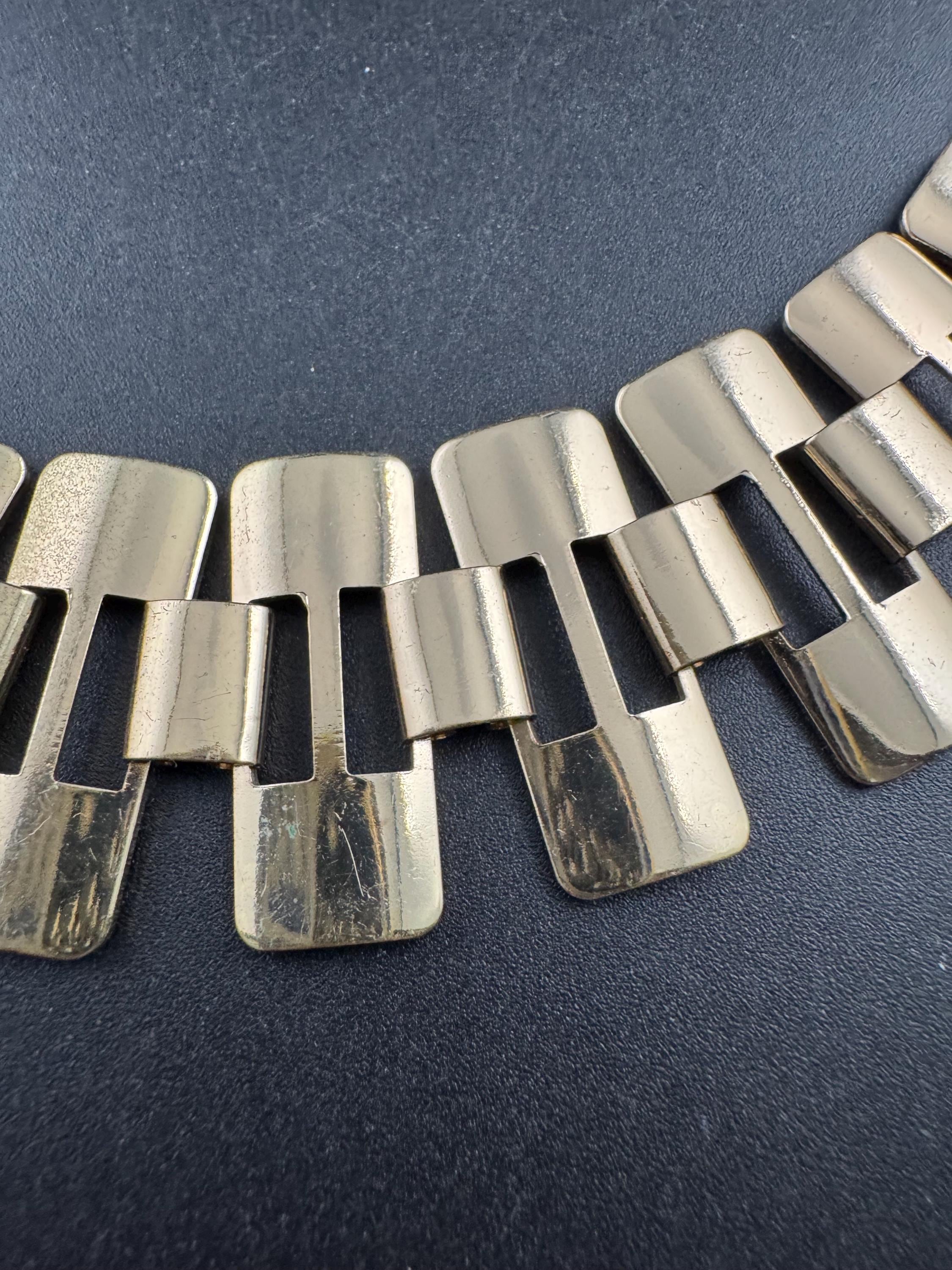 Wide Gold panel Link Choker Necklace - Retro Style