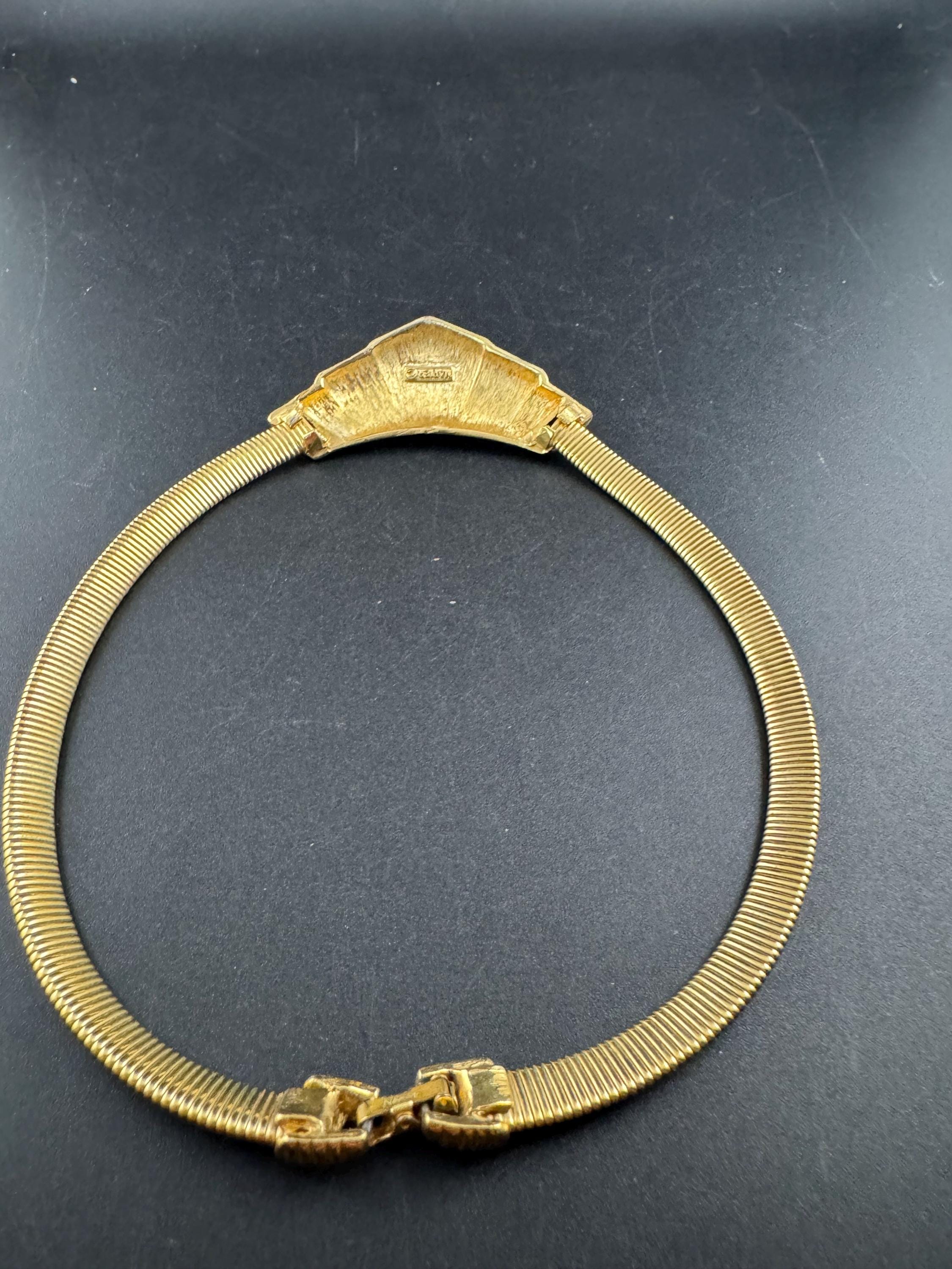 Signed NAPIER omega Choker: Vintage Gold Tone chain necklace petite fit