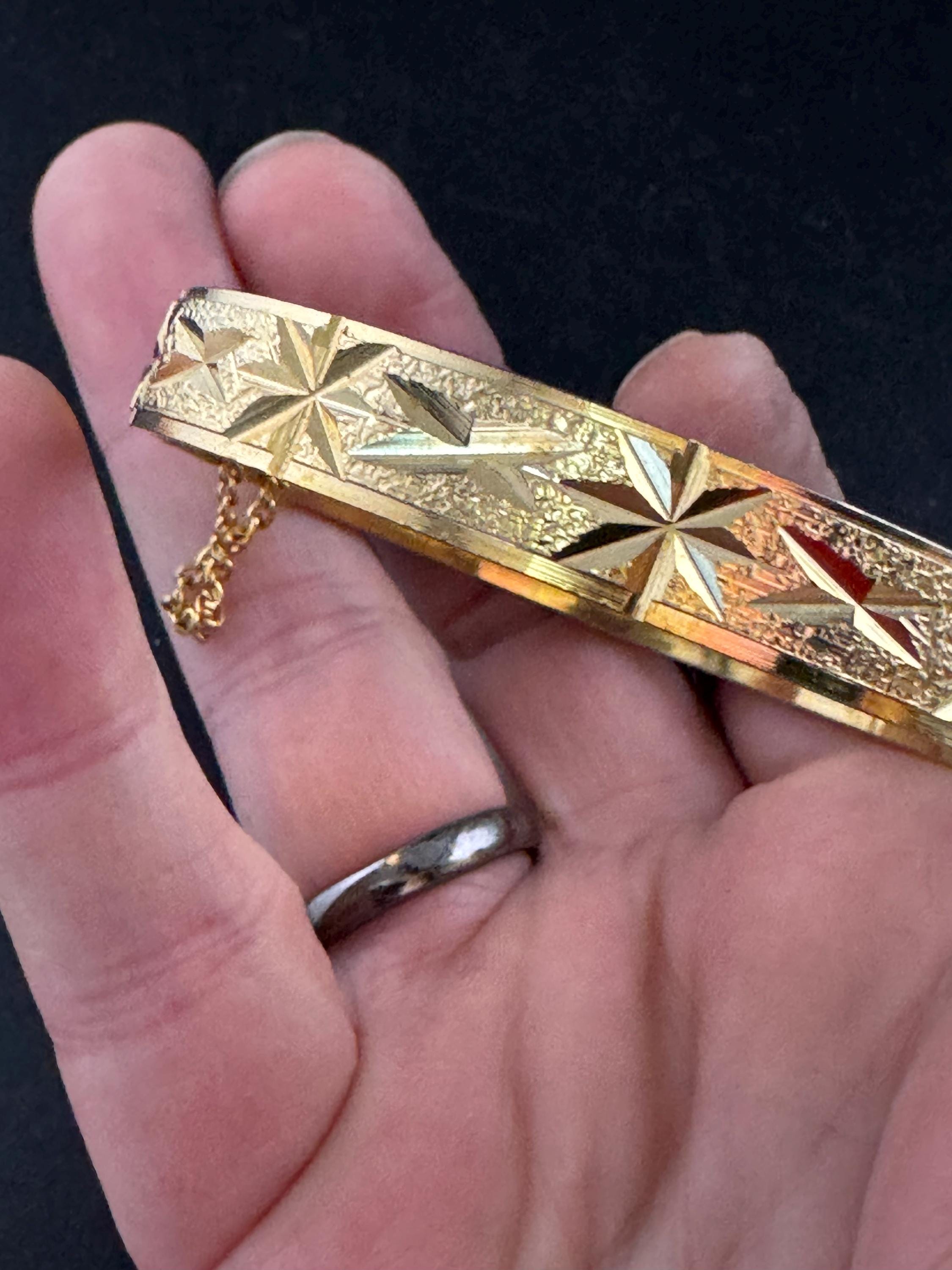 Vintage Gold plated etched Bangle, hinged 1970s with safety chain
