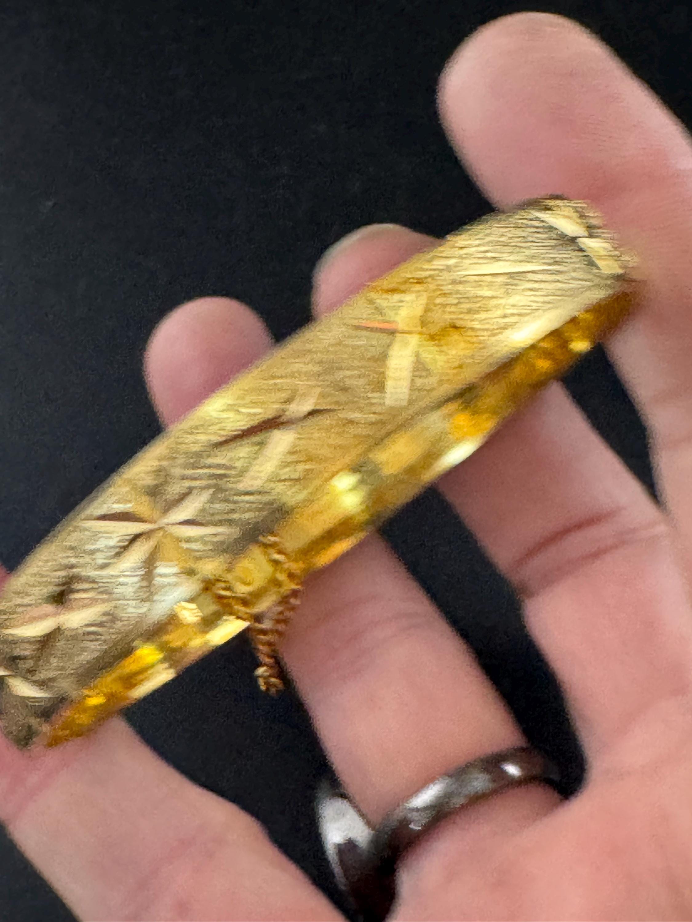 Vintage Gold plated etched Bangle, hinged 1970s with safety chain