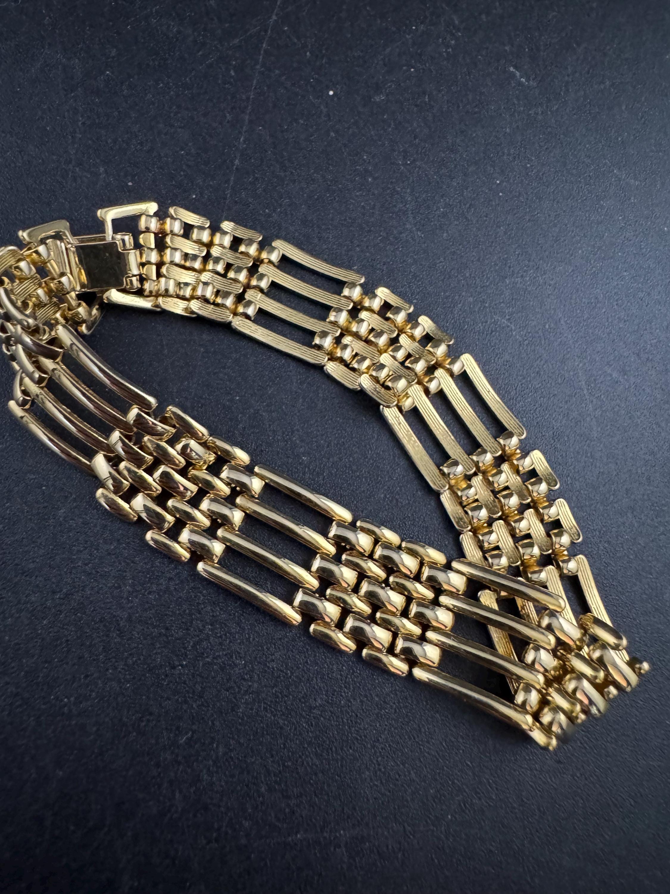 Vintage 1980s Gold Tone Panther Link brick Bracelet, 18.5cm