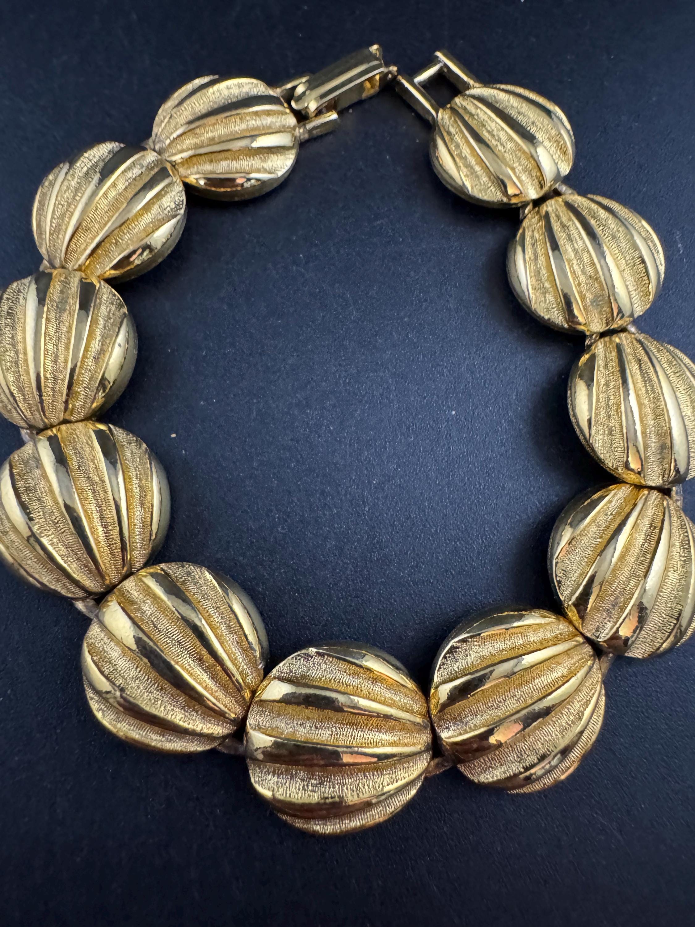 Vintage round panel link bracelet, gold tone stamped
