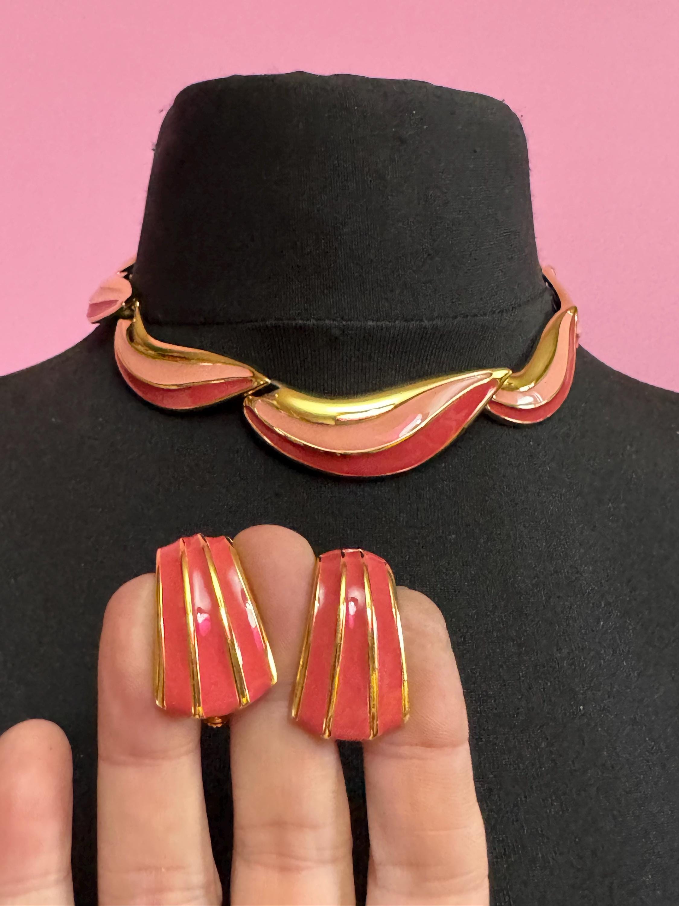 Vintage Napier pink rose enamel Choker Necklace & Earrings Set, gold tone signed