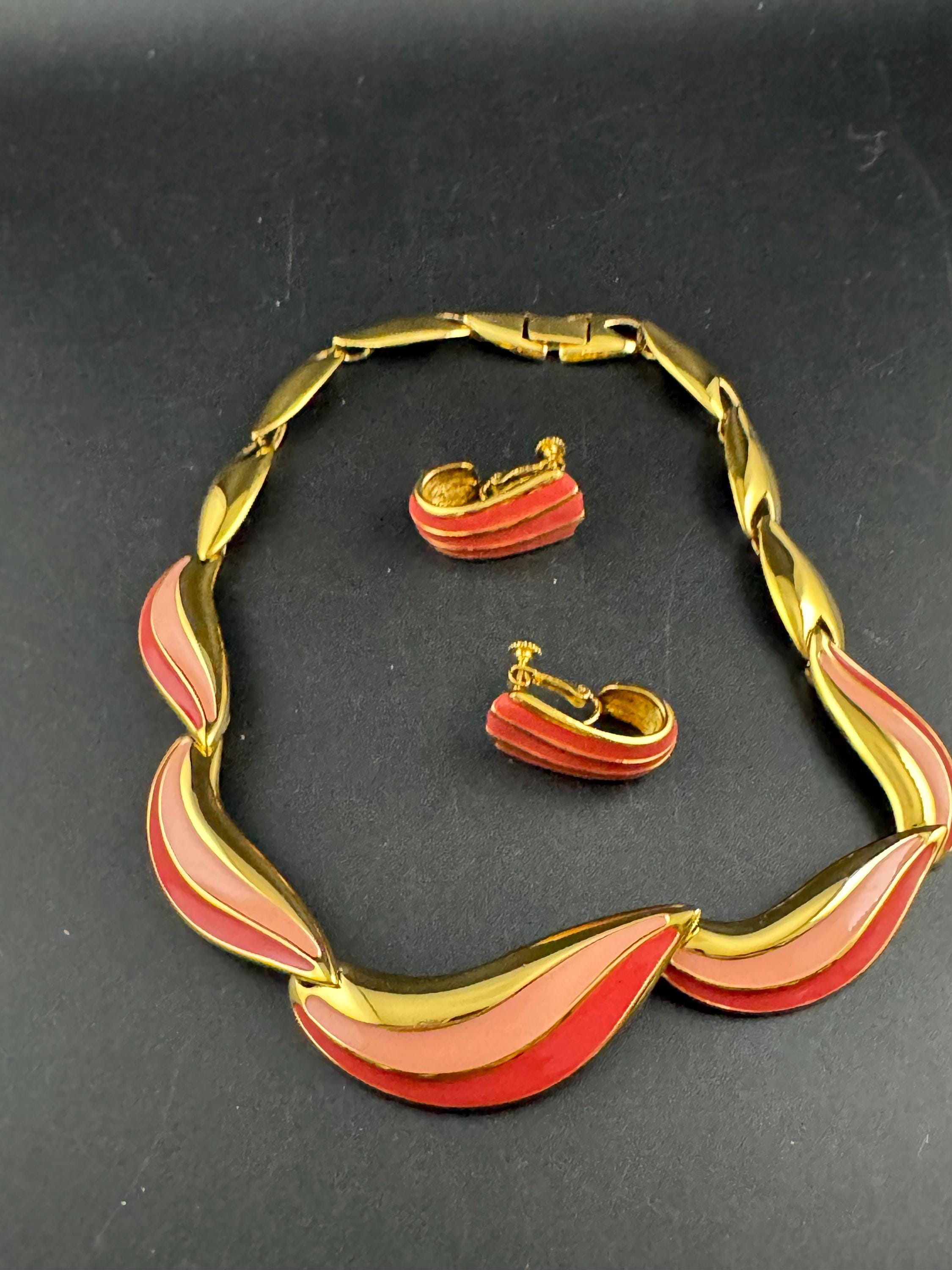 Vintage Napier pink rose enamel Choker Necklace & Earrings Set, gold tone signed